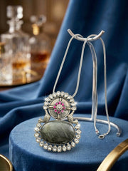 Silver Skylark Pendant With Chain