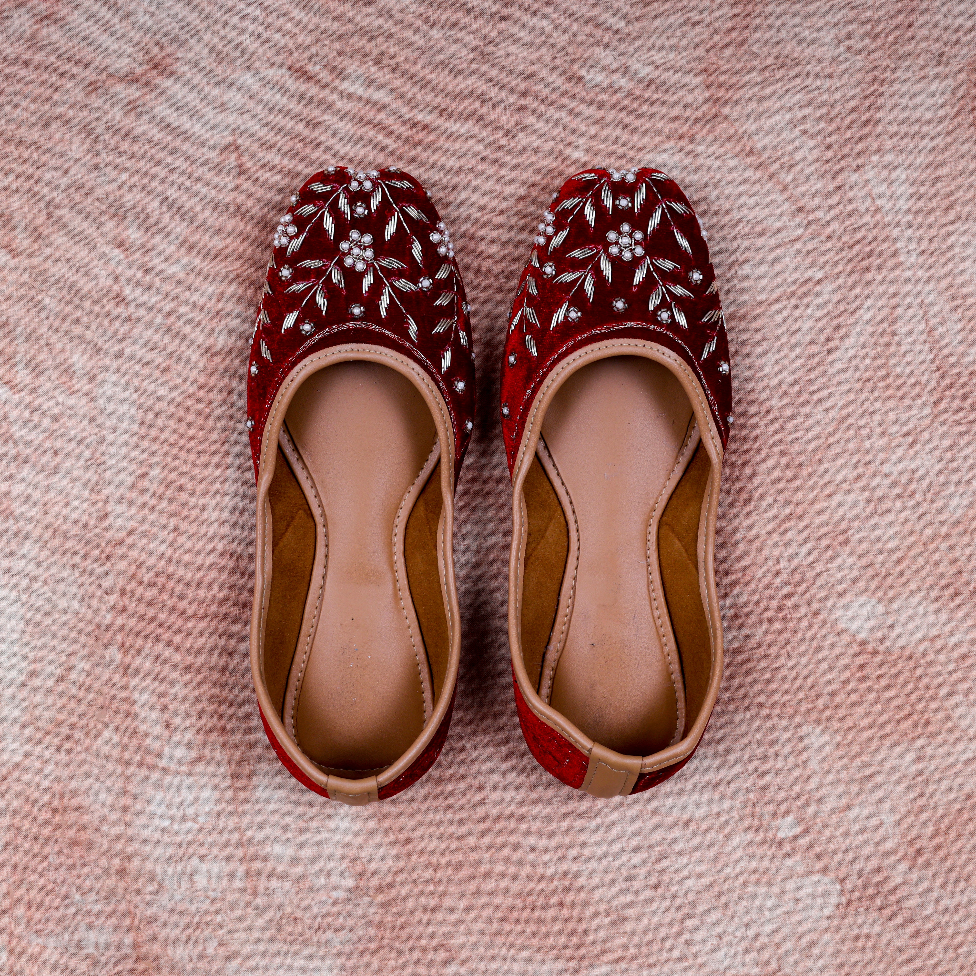 Maroon Velvet Two Tone Ethnic Jutti