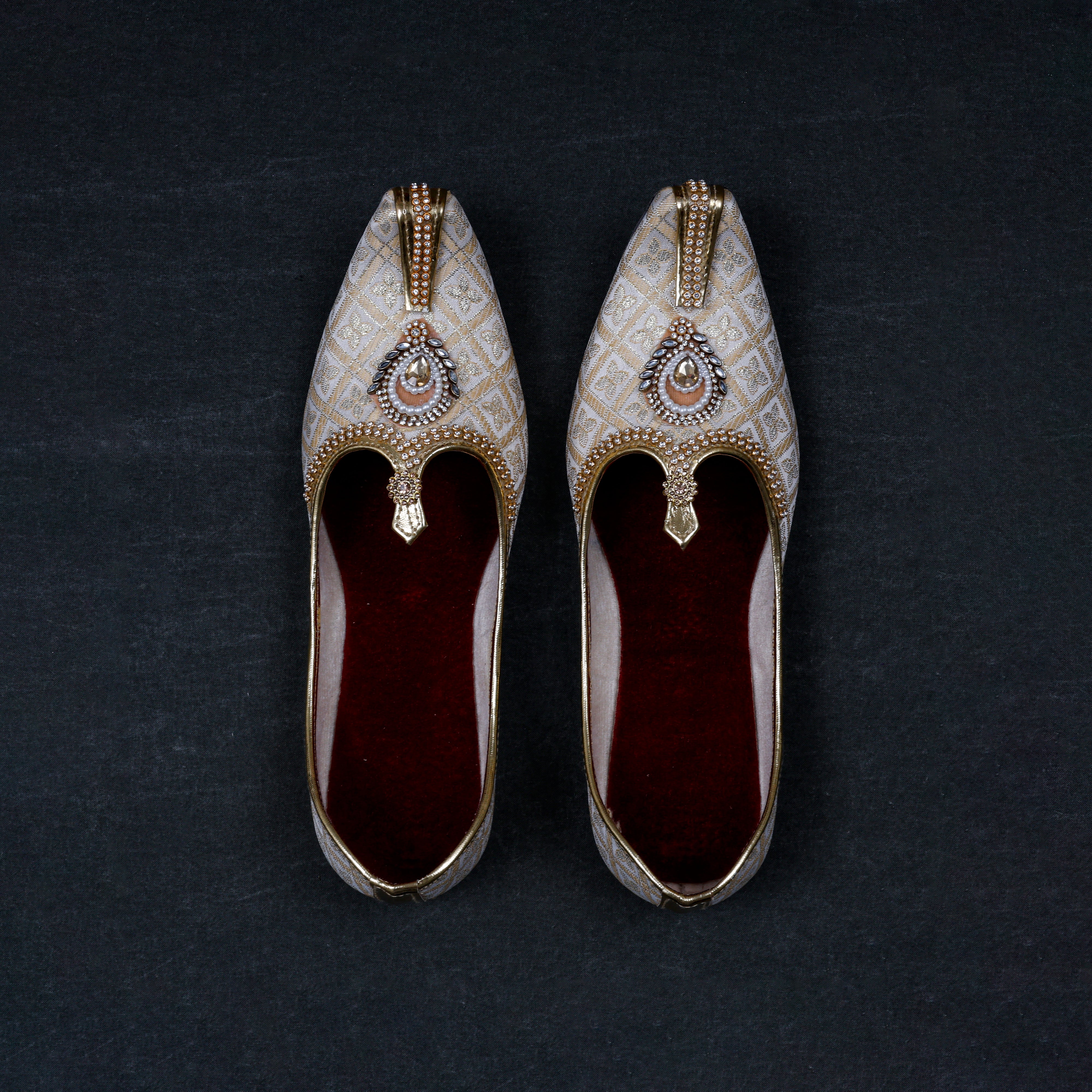 Gold Velvet Traditional Mojari