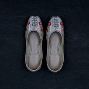 White Closed Toe Ethnic Jutti