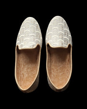 White Handcrafted Traditional Ethnic Jutti