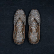 Two Tone Gold Closed Toe Jutti