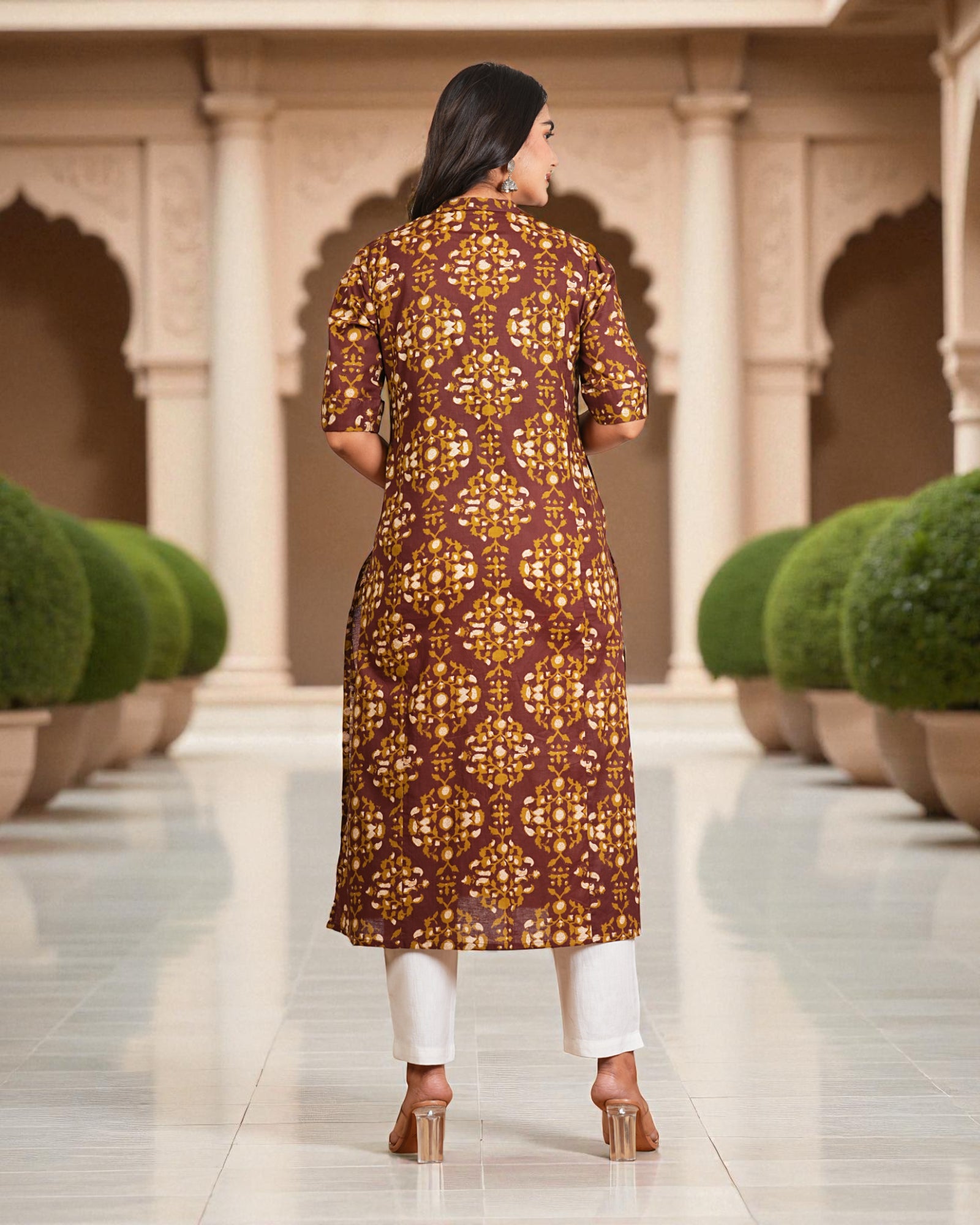 Cotton Thread Embroidered Kurta