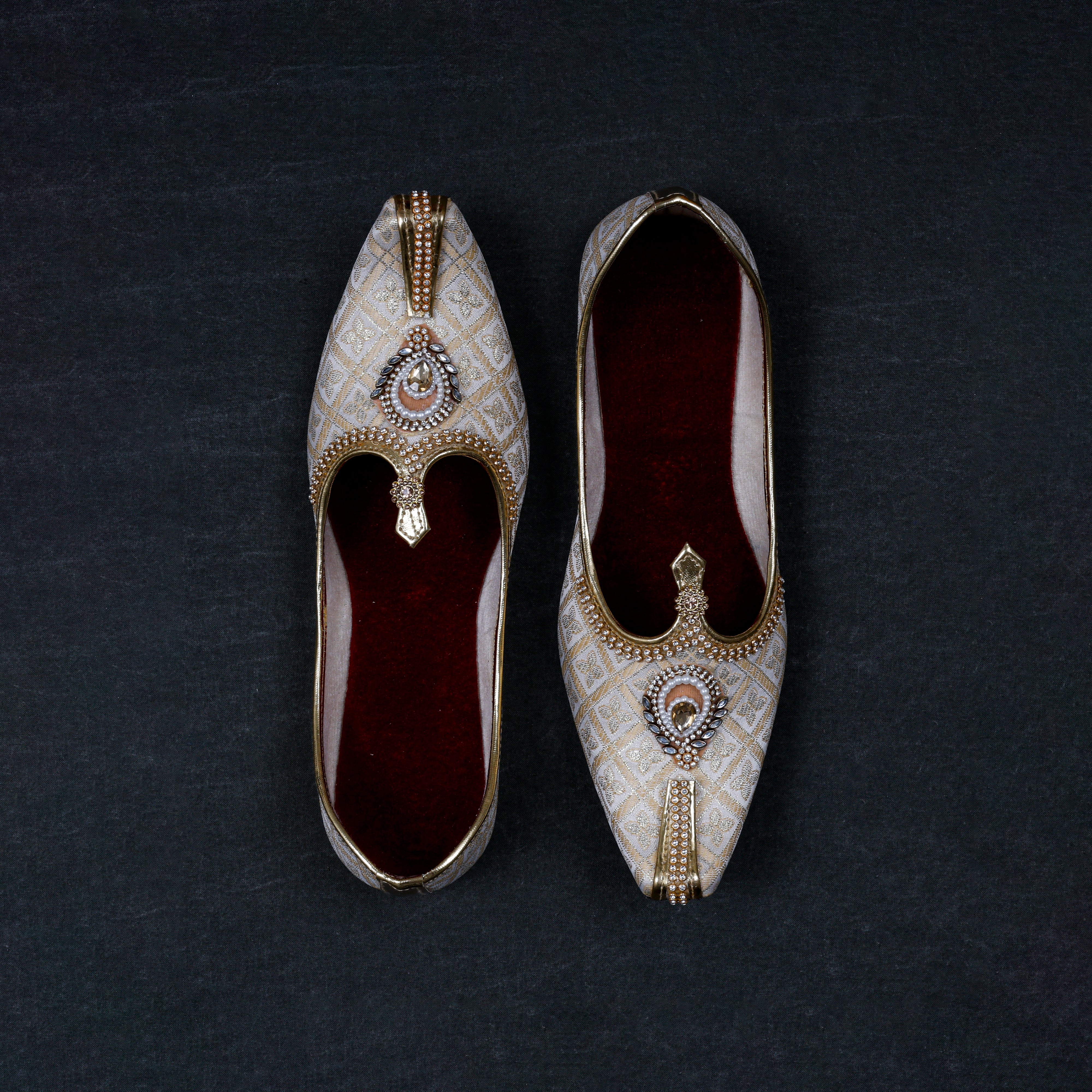 Gold Velvet Traditional Mojari