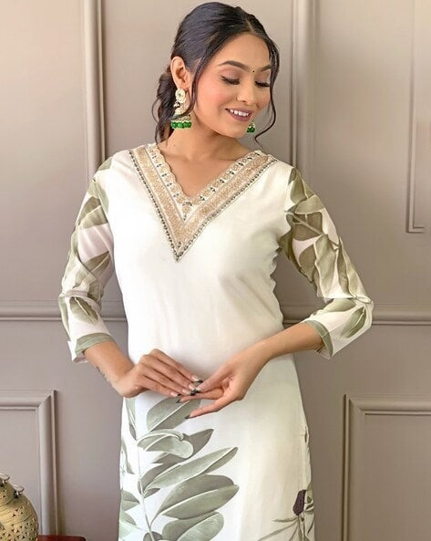 White Chanderi Silk Embroidered Kurta Set