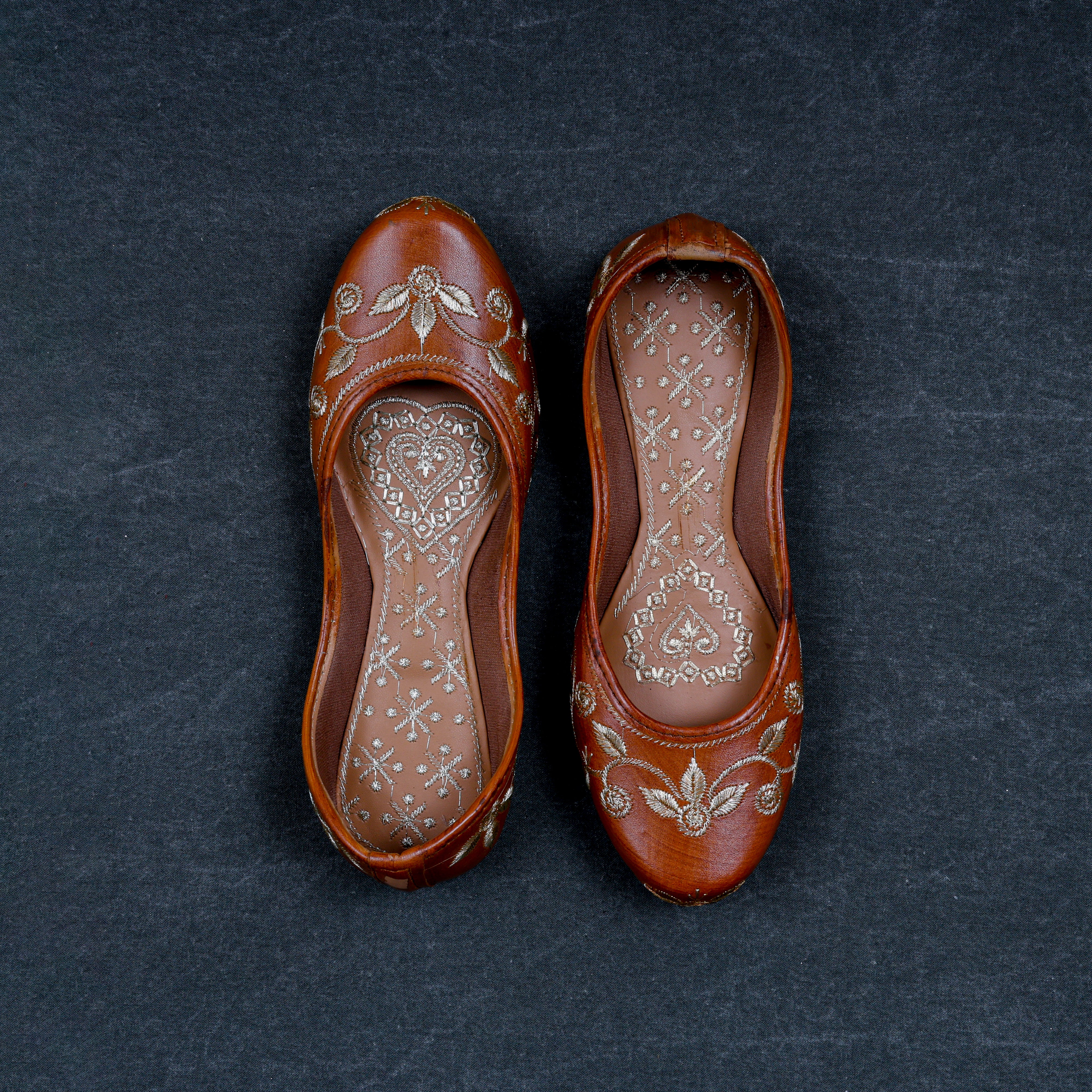 Handcrafted Tan Almond Shape Ethnic Jutti