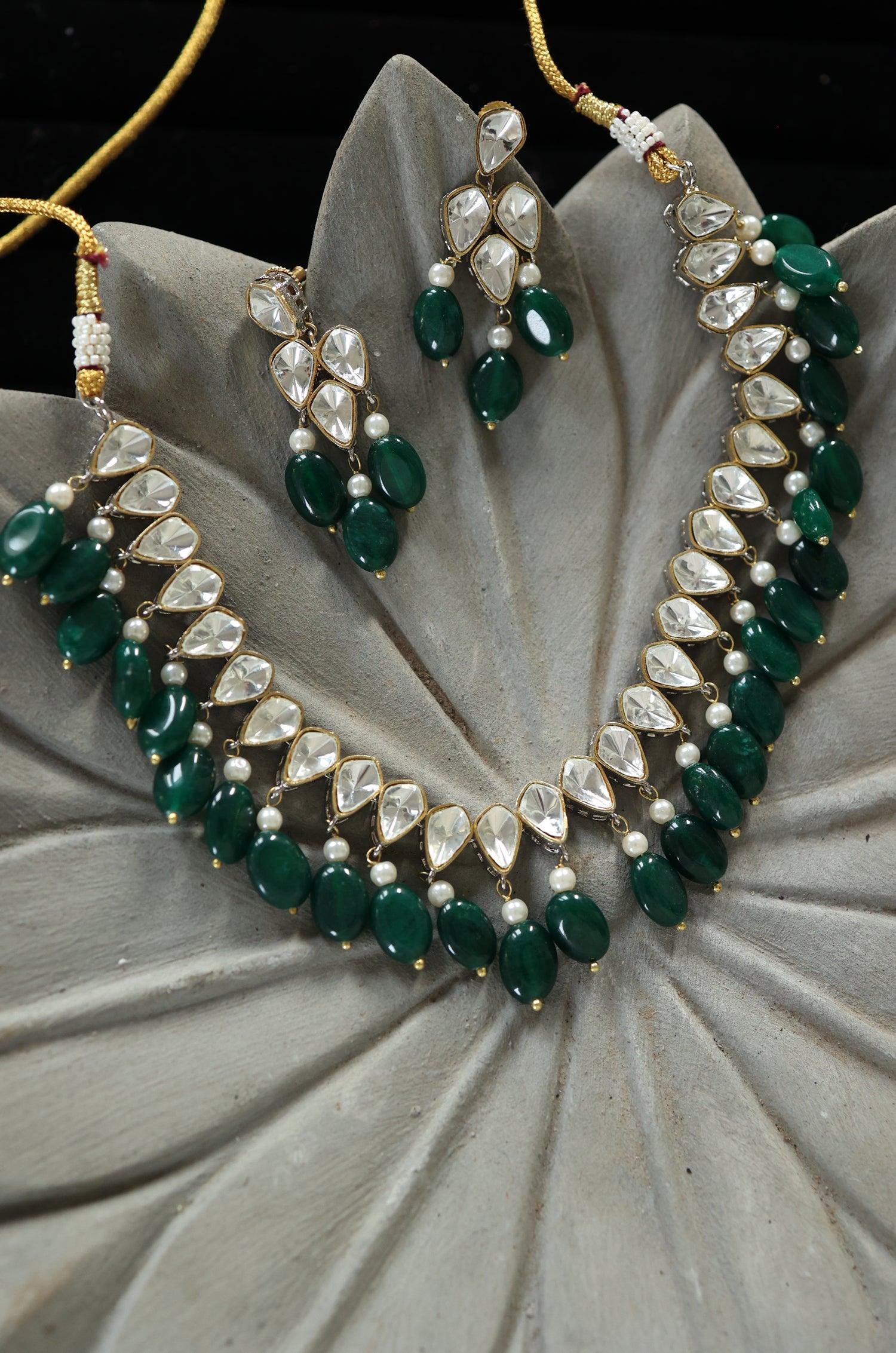 Emerald Polki Elegant Necklace Set - Dyulokha