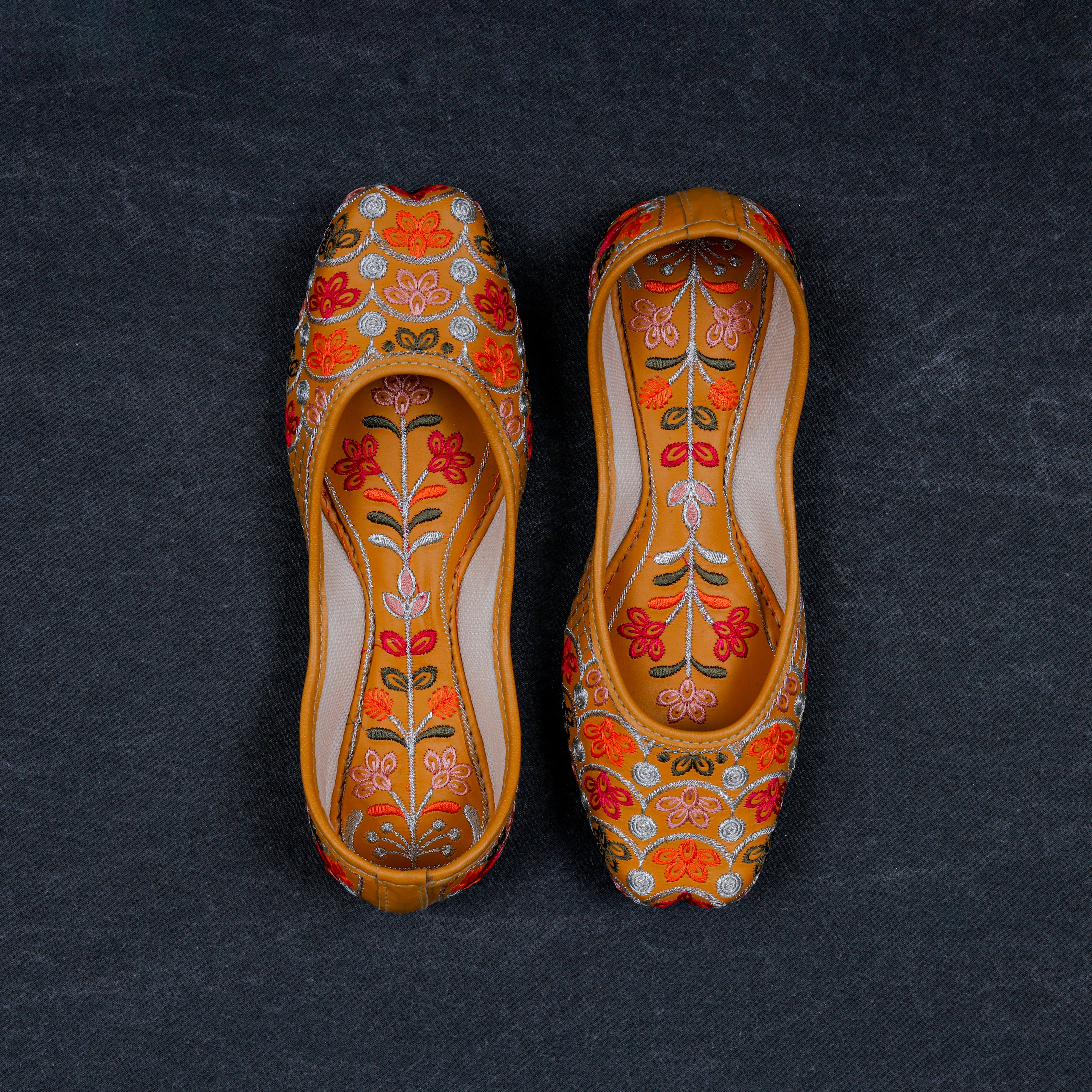 Textured Tan Comfortable Ethnic Jutti