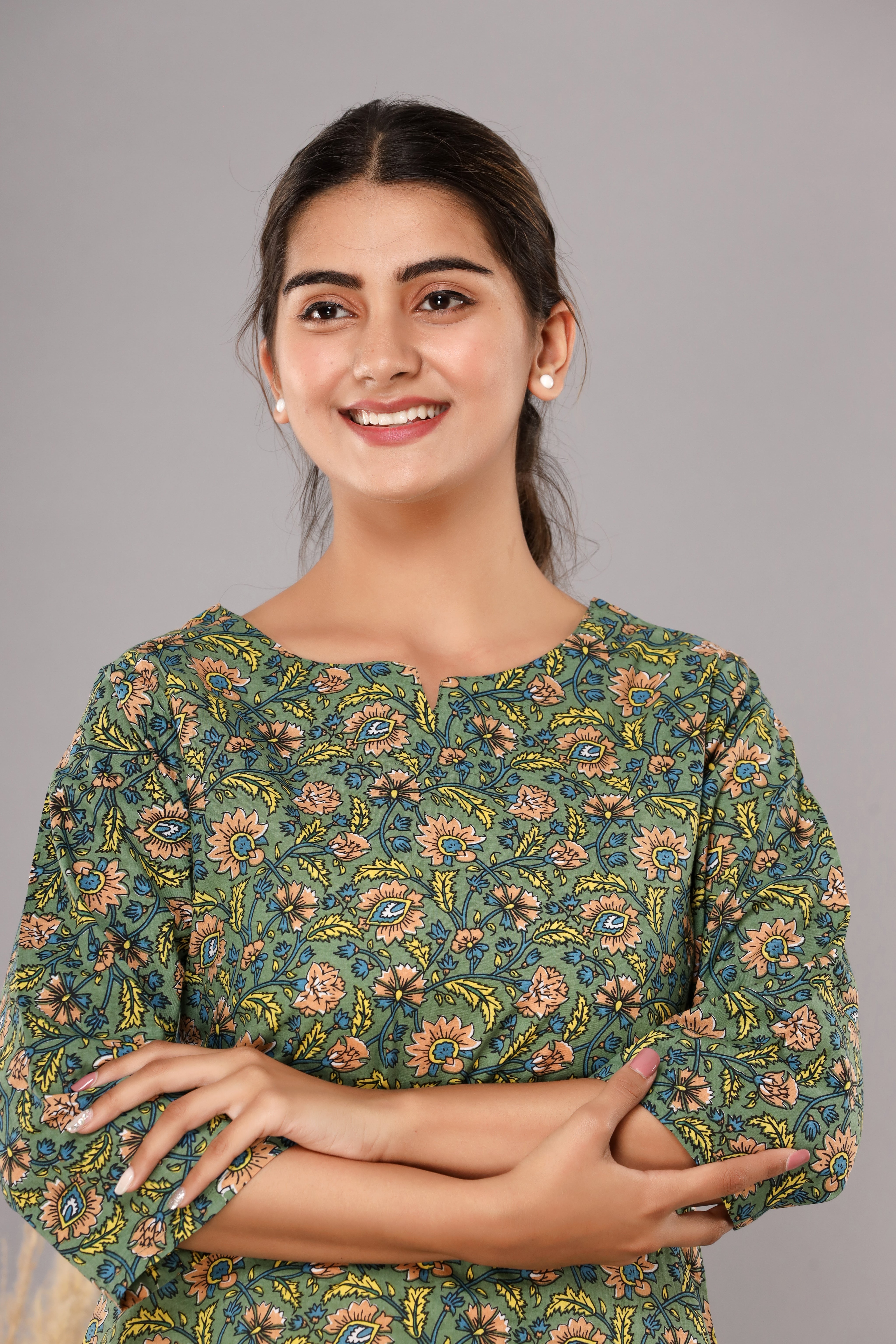 Mehendi Green Floral Cotton Night Suit