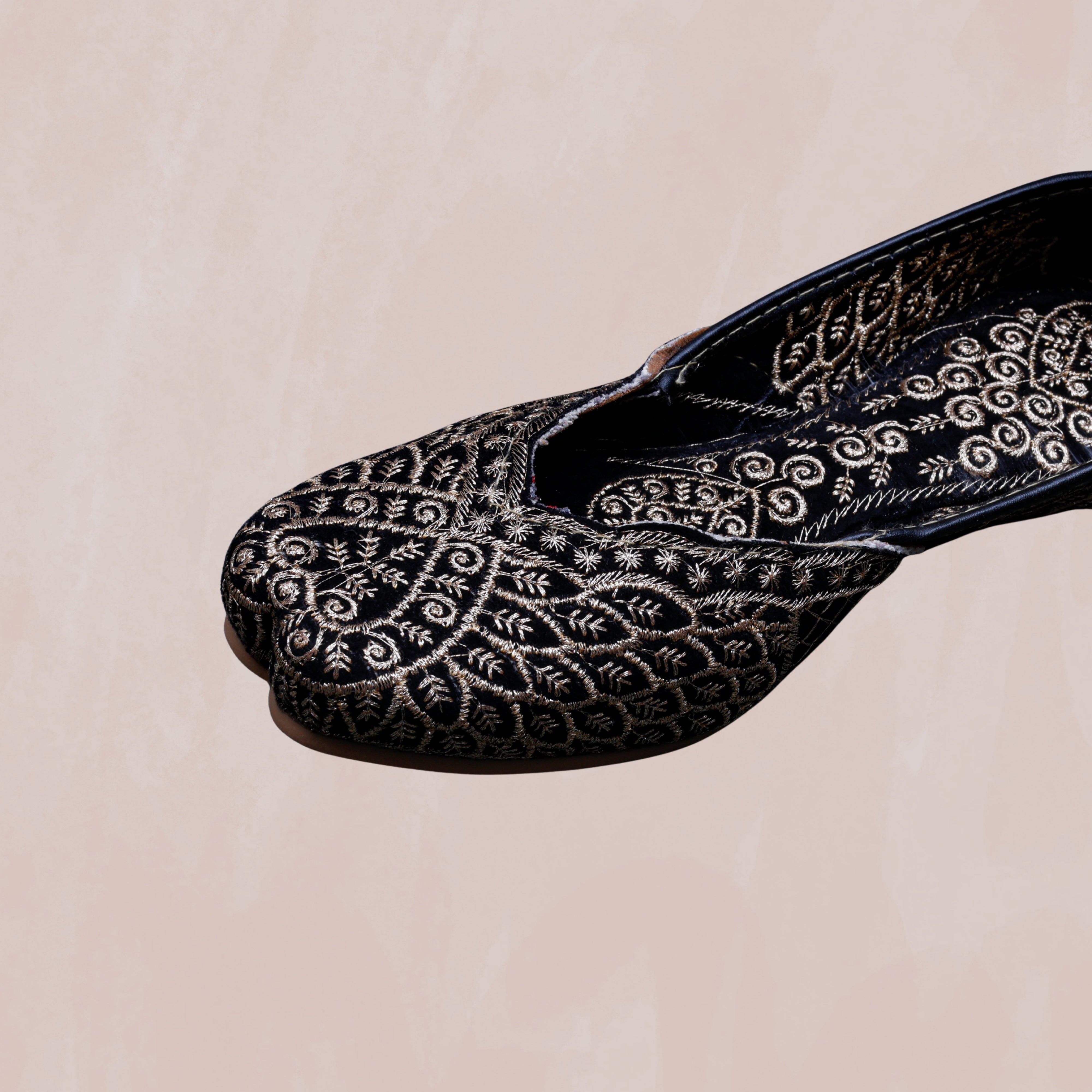 Black Two Tone Heritage Jutti