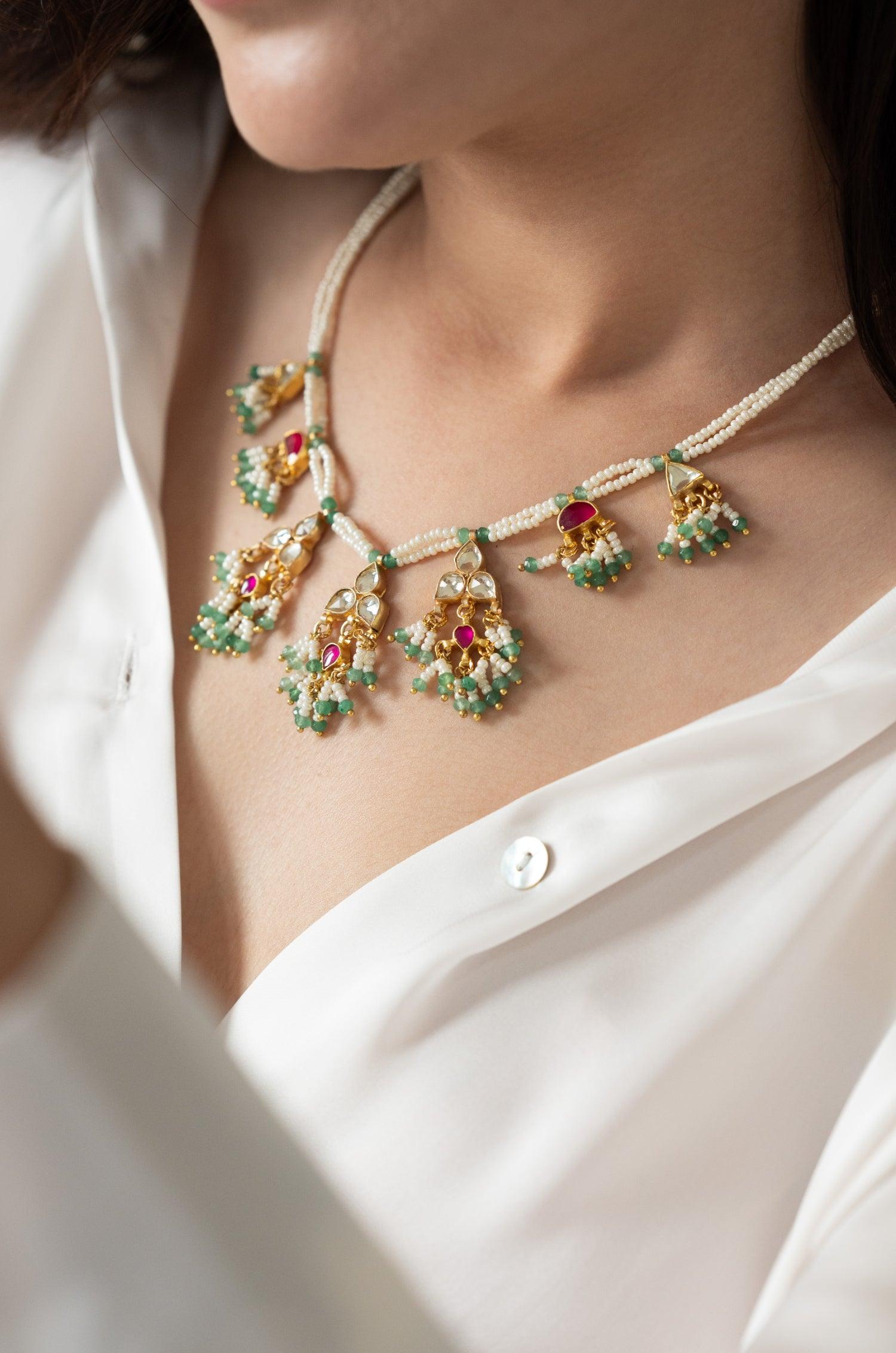 Minty Fresh Pearl Necklace - Dyulokha