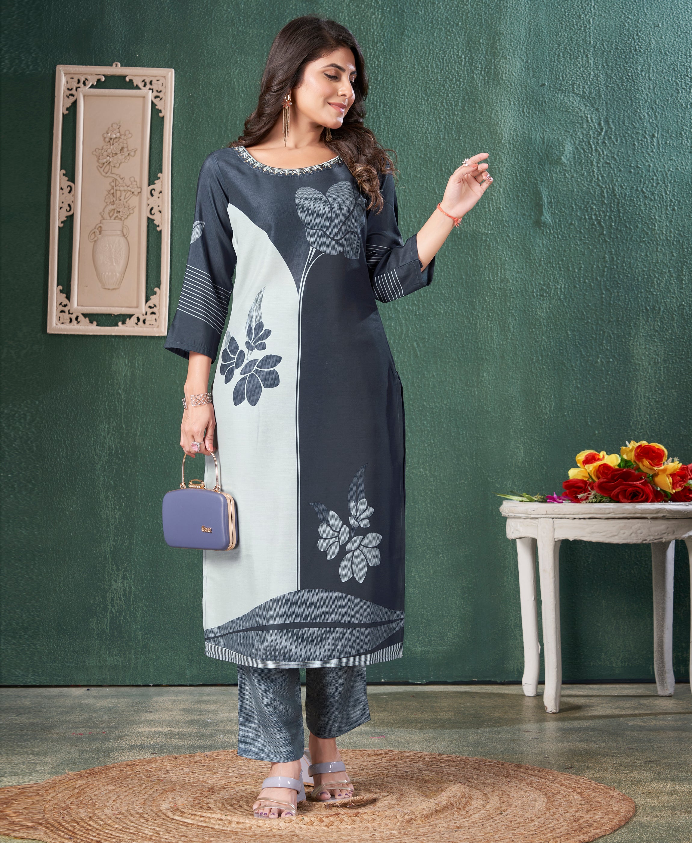 Floral Design Straight Kurta