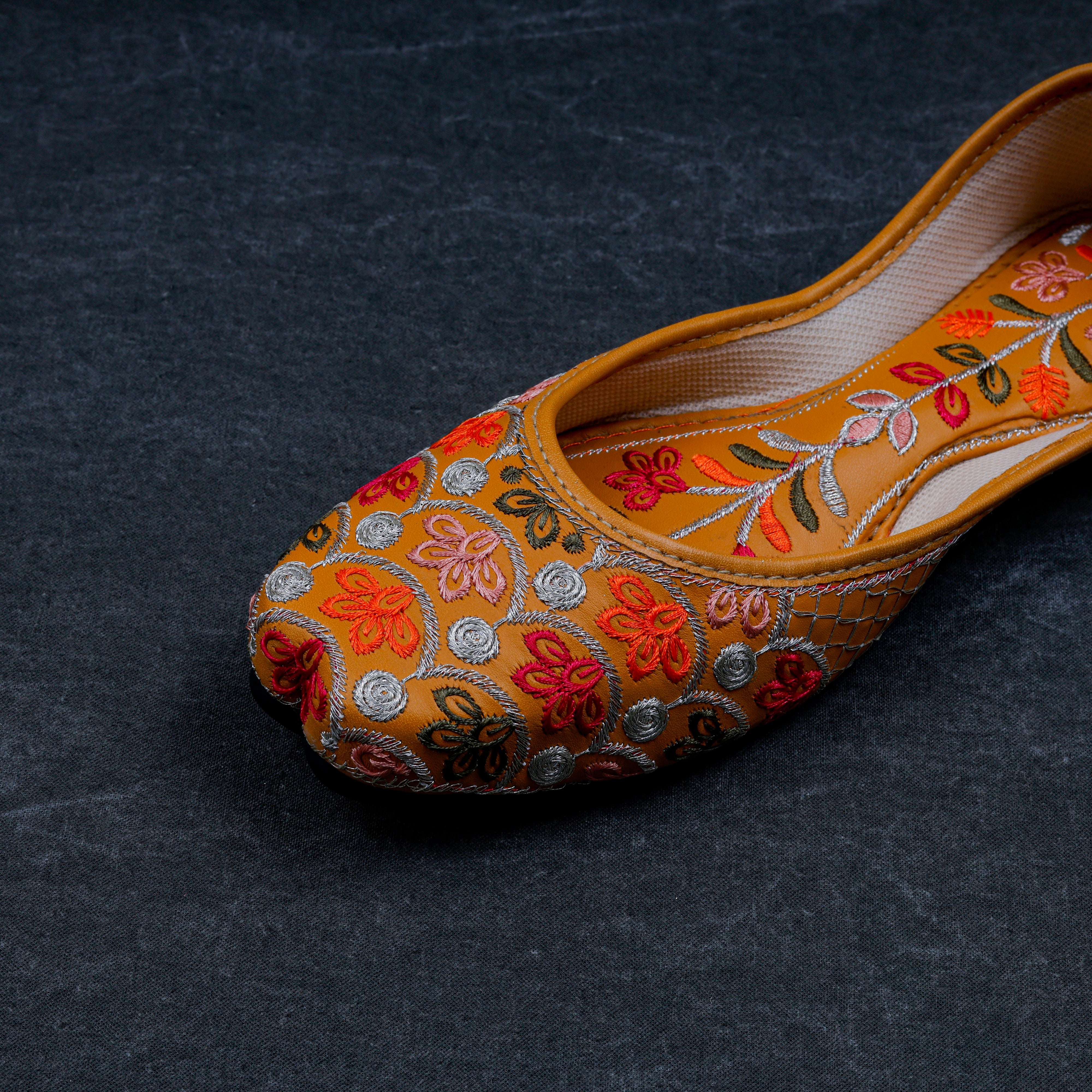 Textured Tan Comfortable Ethnic Jutti