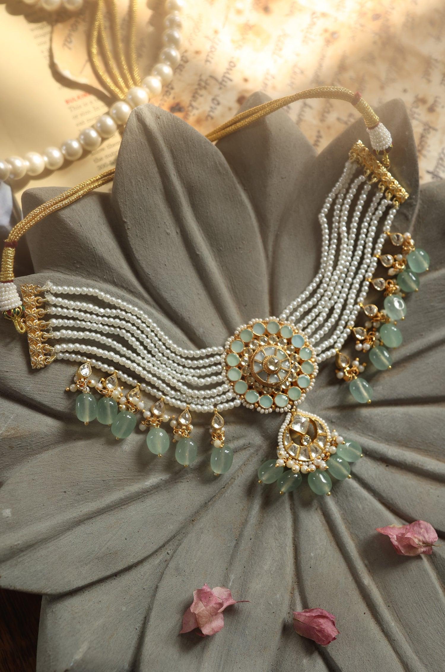 Pastel Mint Pearl Necklace - Dyulokha