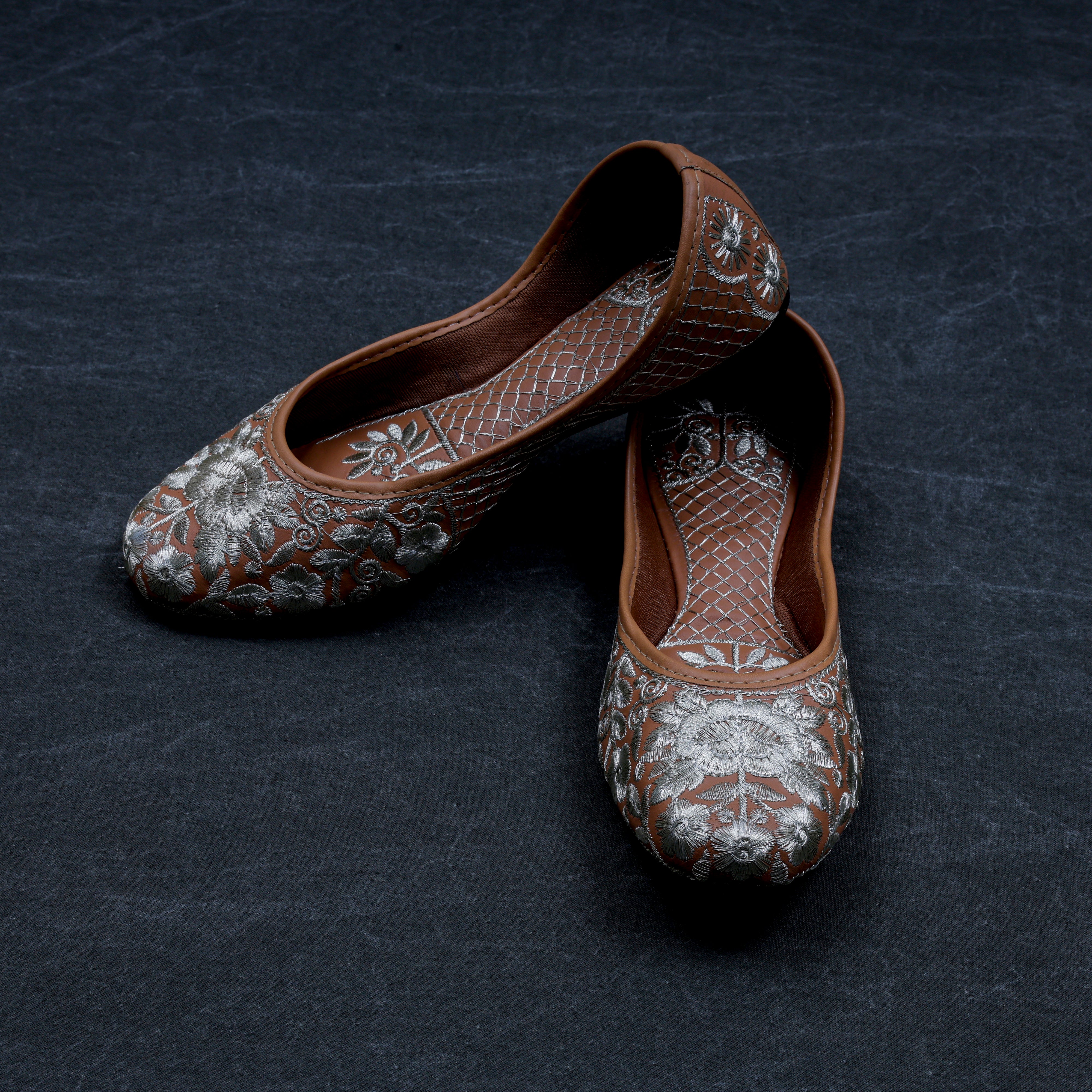 Handcrafted Brown Almond Shape Jutti