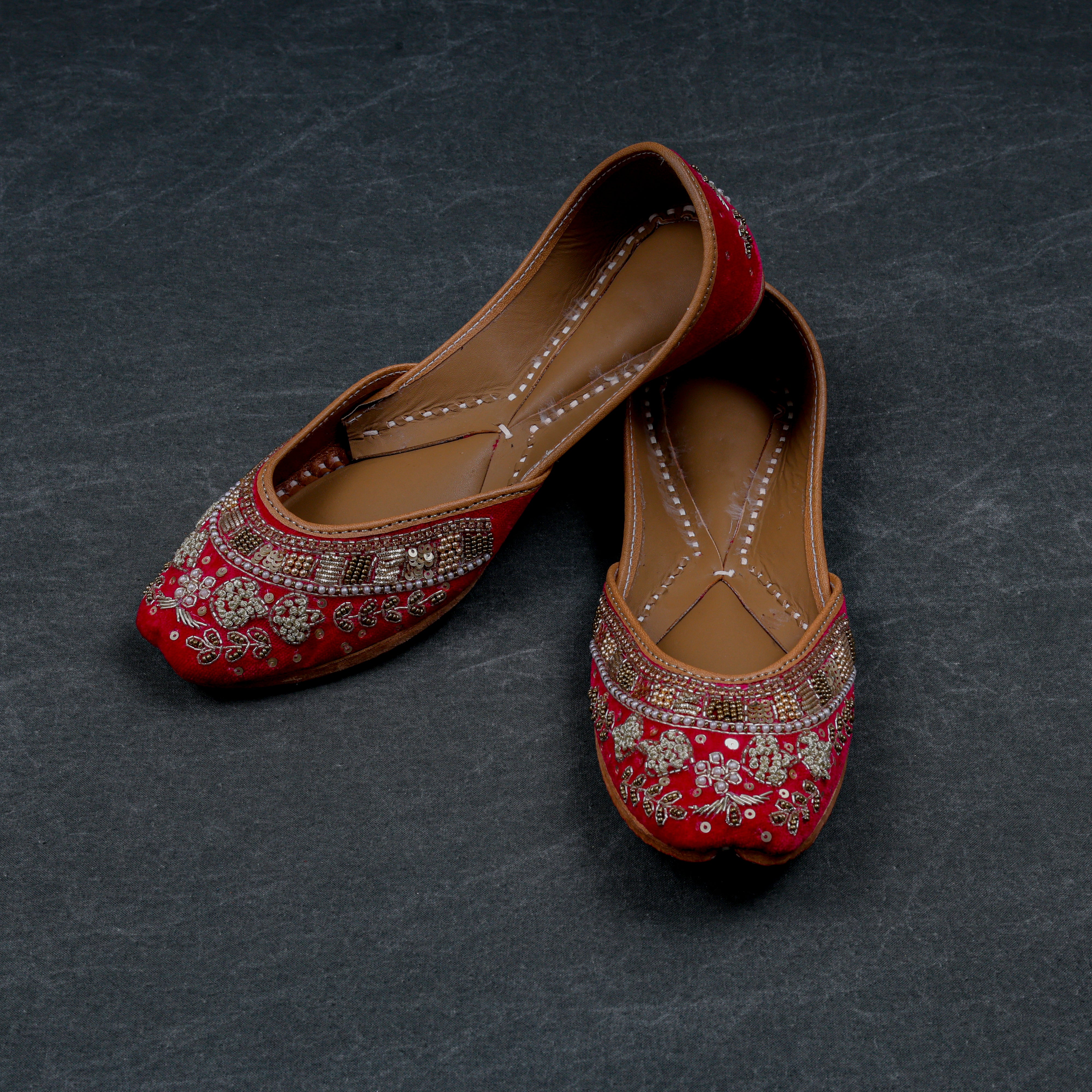 Rani Pink Velvet Fusion Jutti