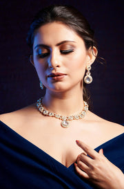 Kundan Mint Elegance Necklace Set - Dyulokha
