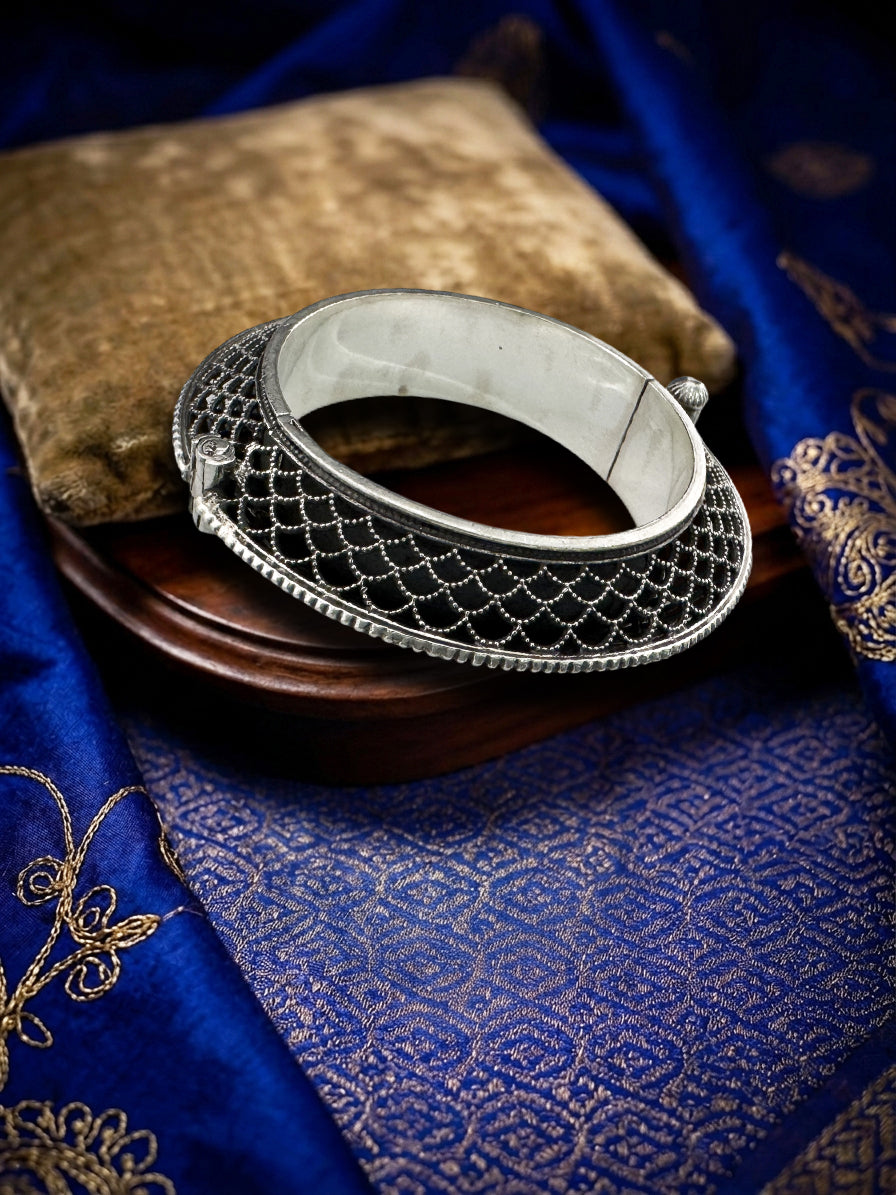 Guardian Grace Bangle