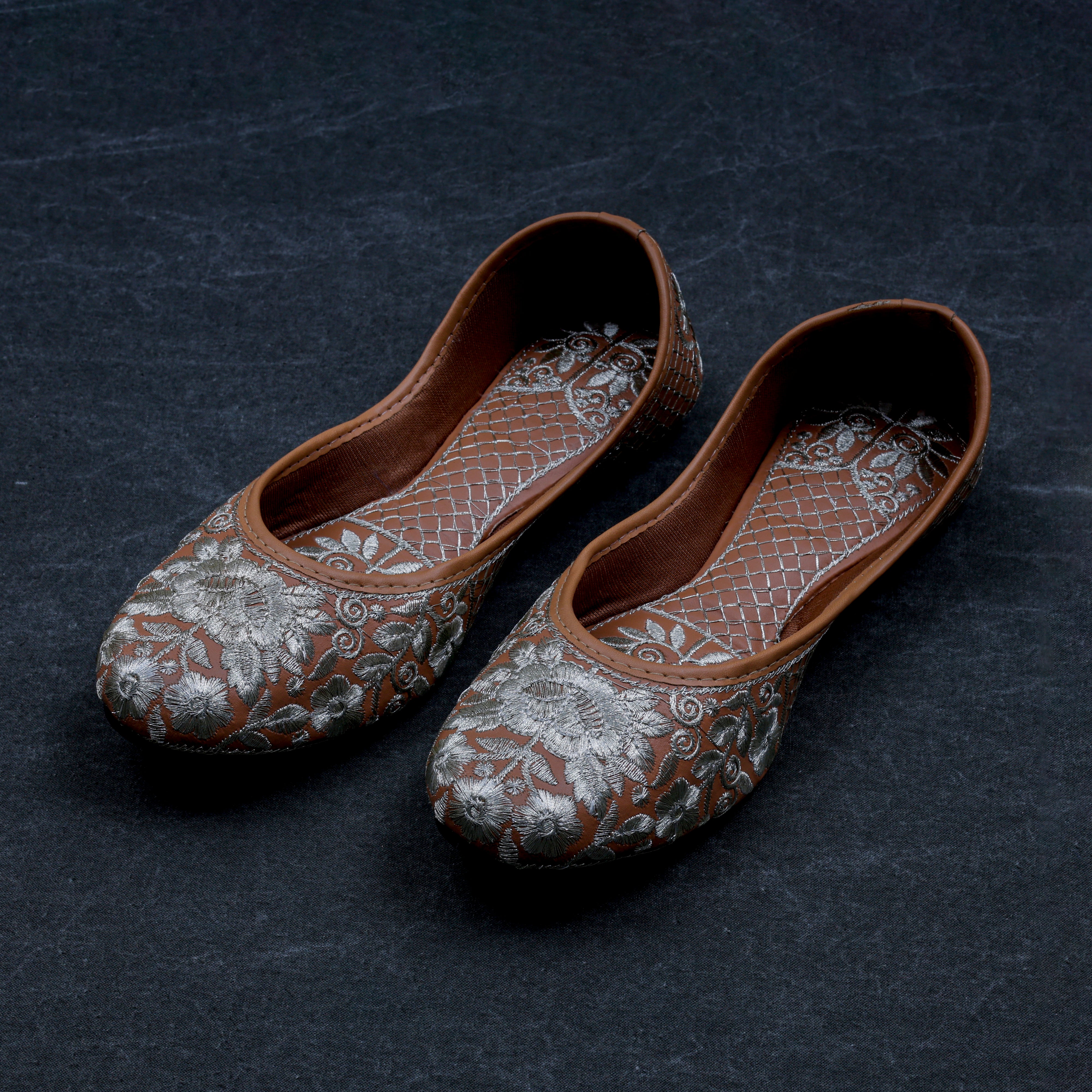 Handcrafted Brown Almond Shape Jutti
