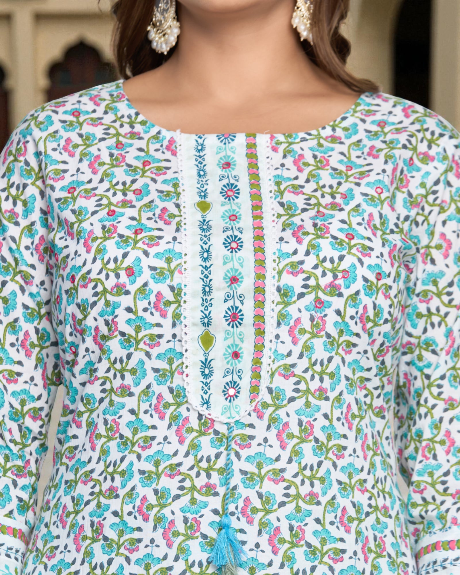 Floral Cotton Kurta Set With Scarf
