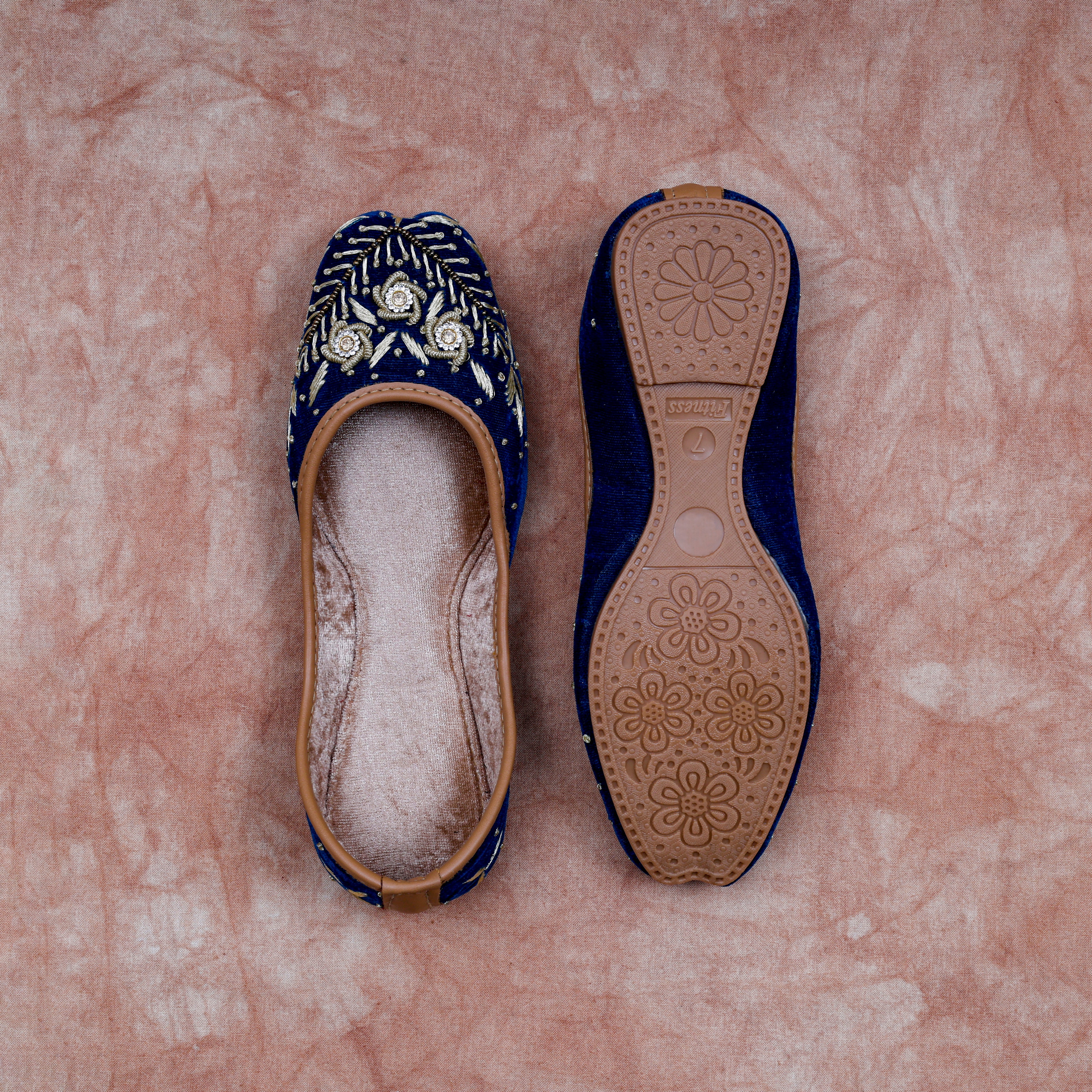Blue Velvet Heritage Square Toe Jutti