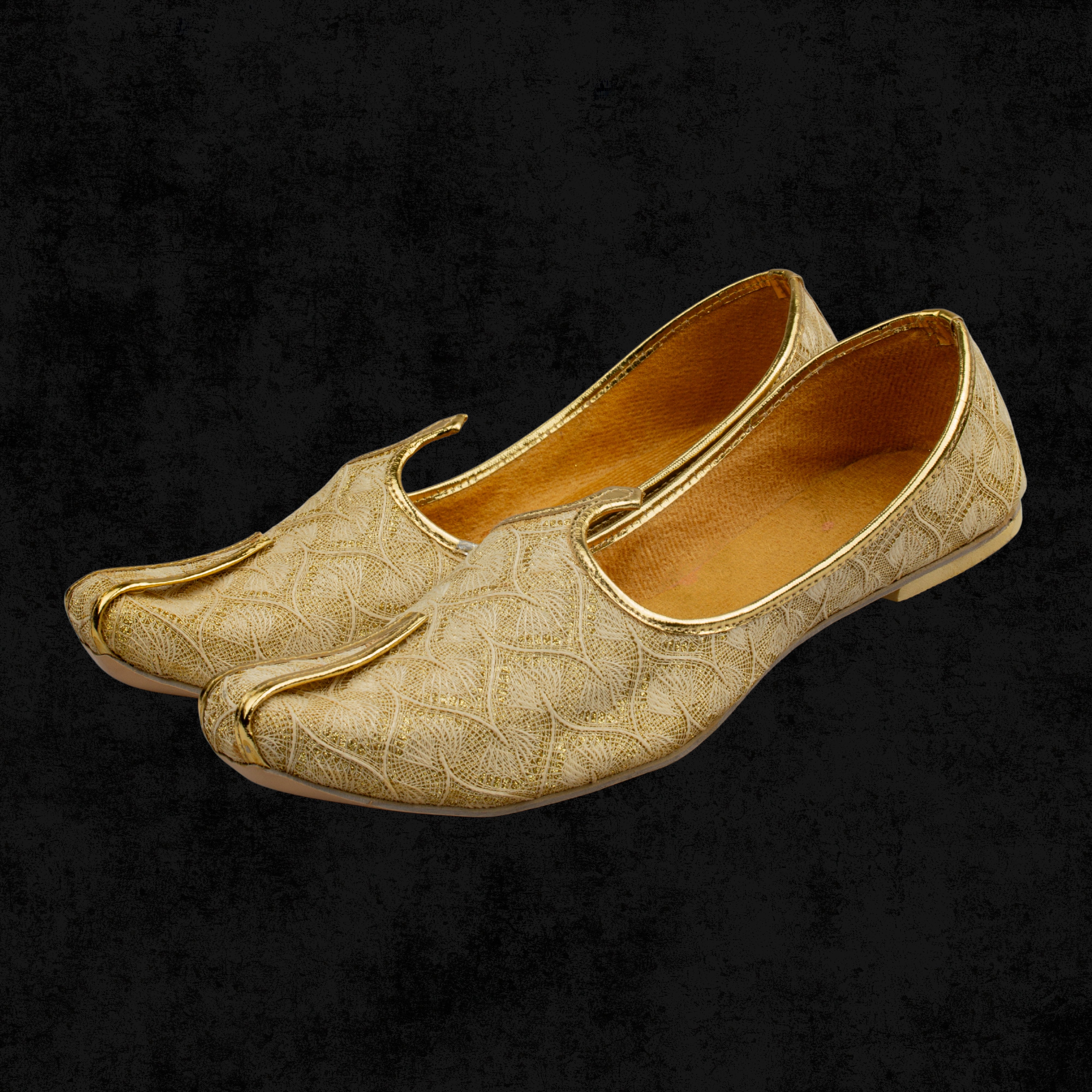 Gold Textured Artisan Pointed Mojaris