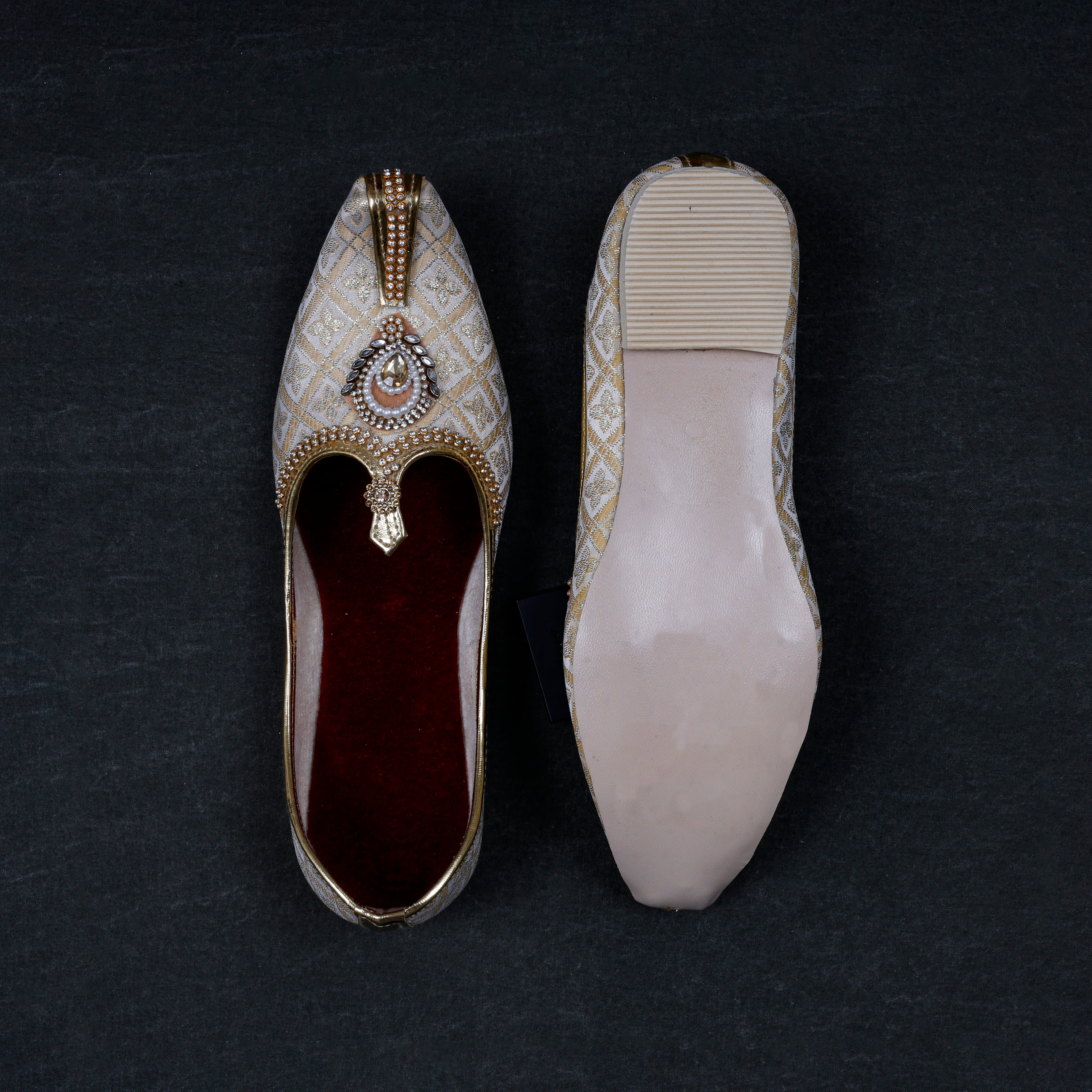 Gold Velvet Traditional Mojari