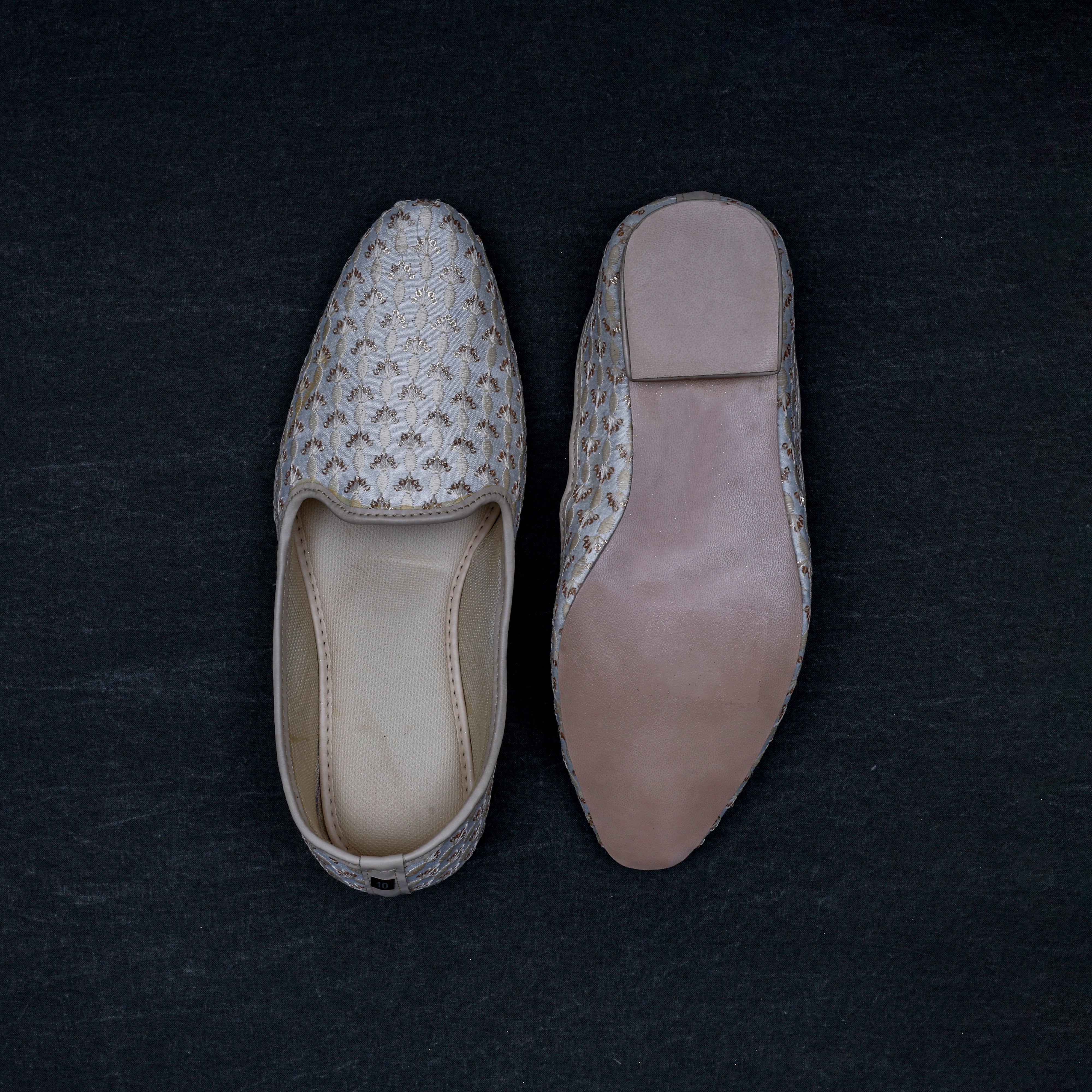 Cream Handcrafted Textured Ethnic Jutti