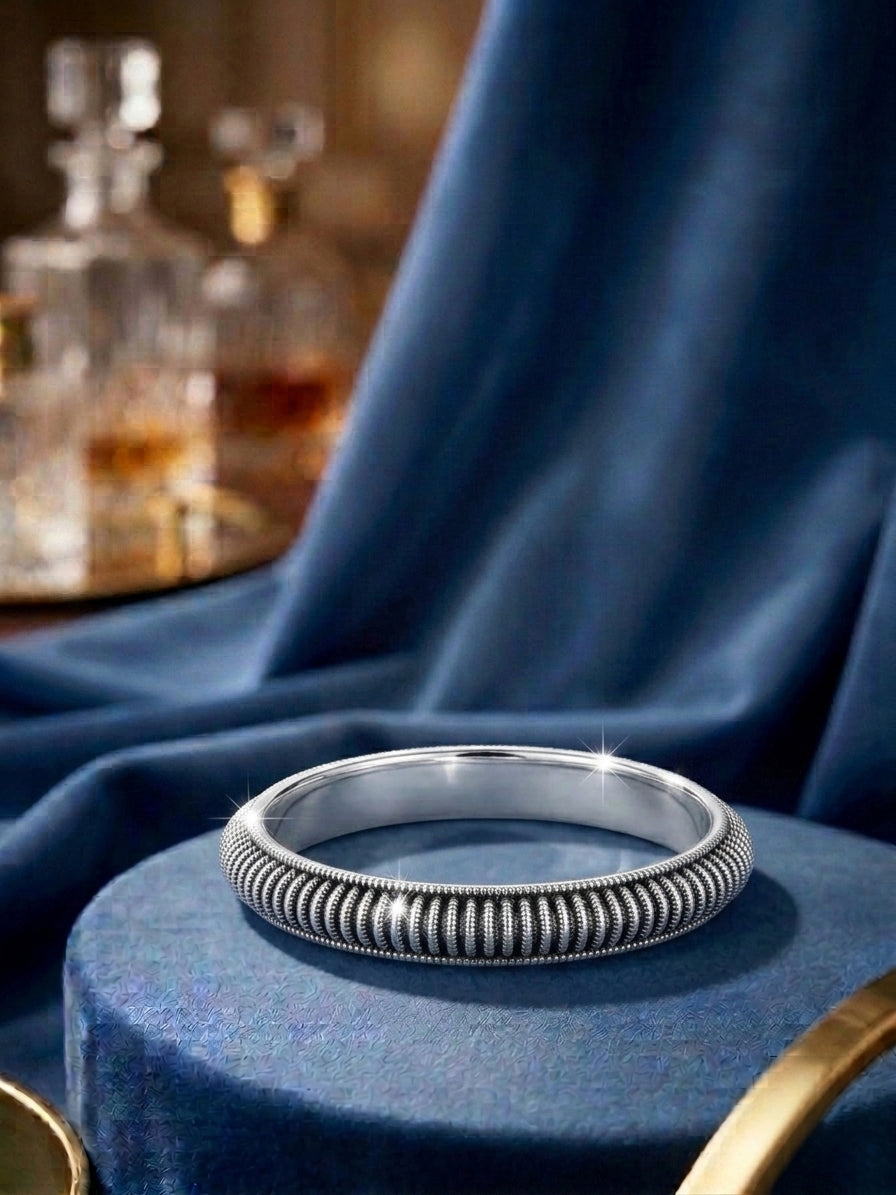 Majestic March Bangle