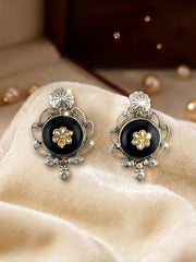 Rich Contrast Studs