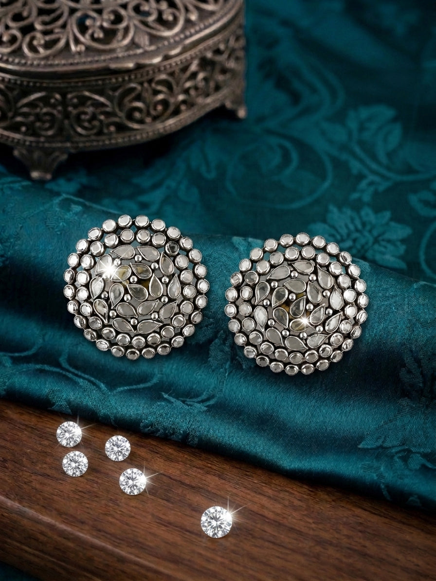 Sculpted Light Studs