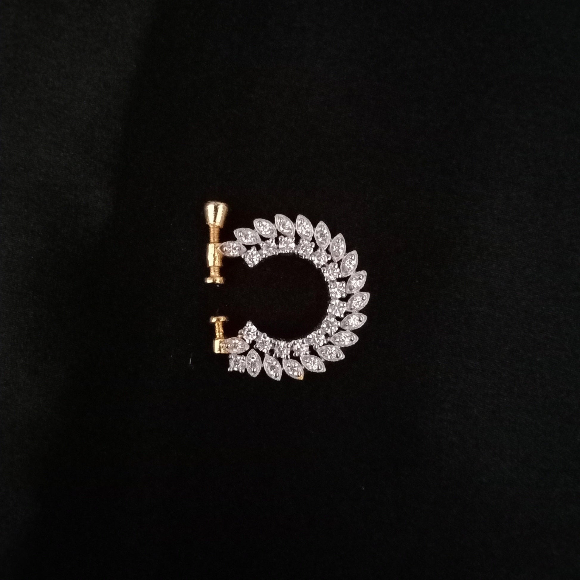 Dazzling Diamond Nose Ring - Dyulokha