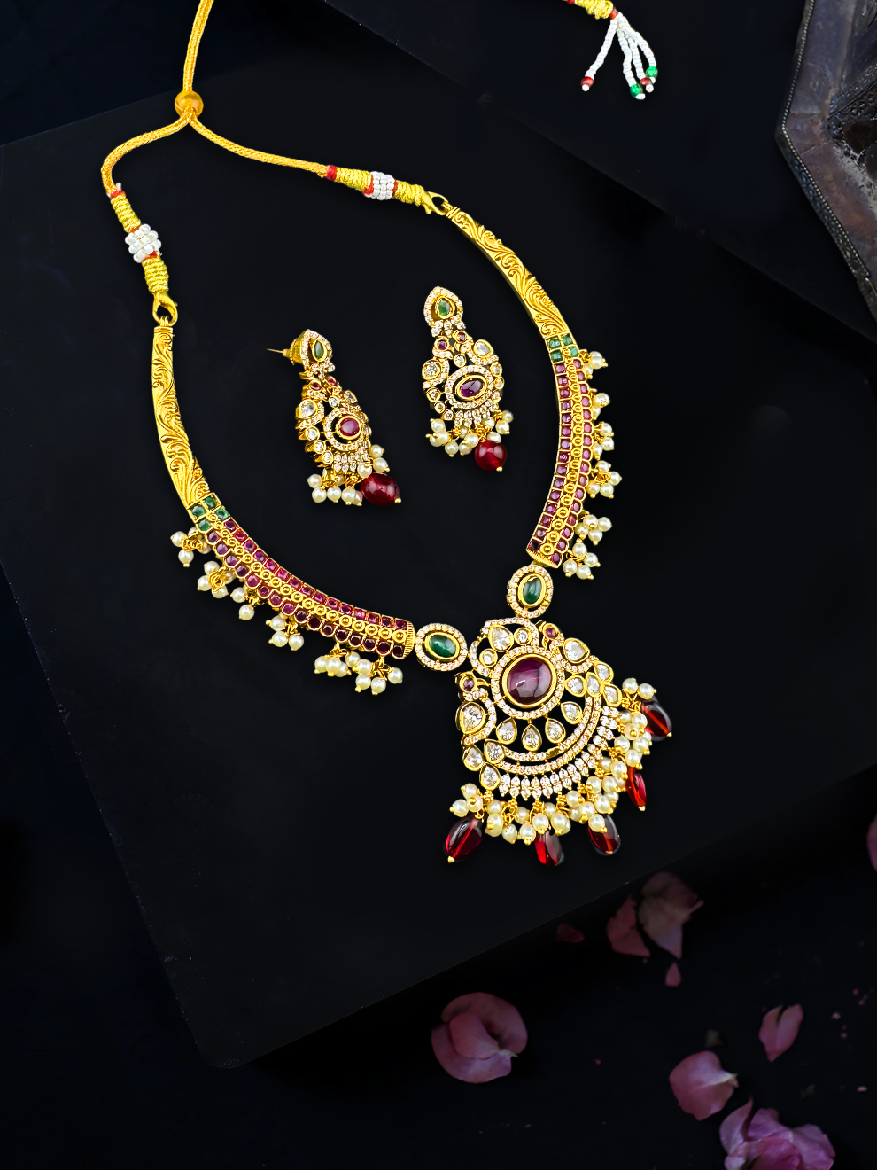 Elegant Red Stone Kante Necklace Set
