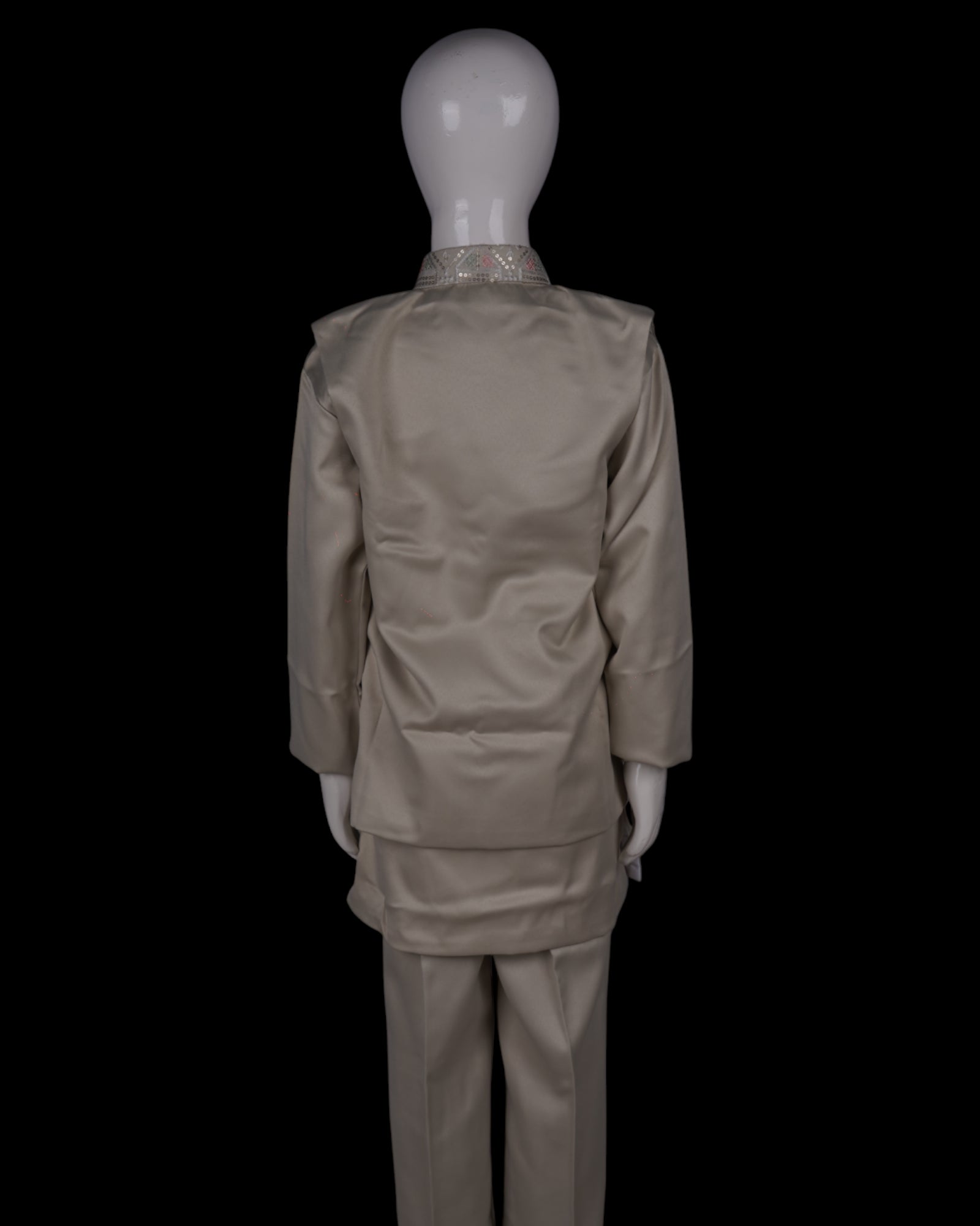 Unveil charm at your engagement in our Modi Suits
