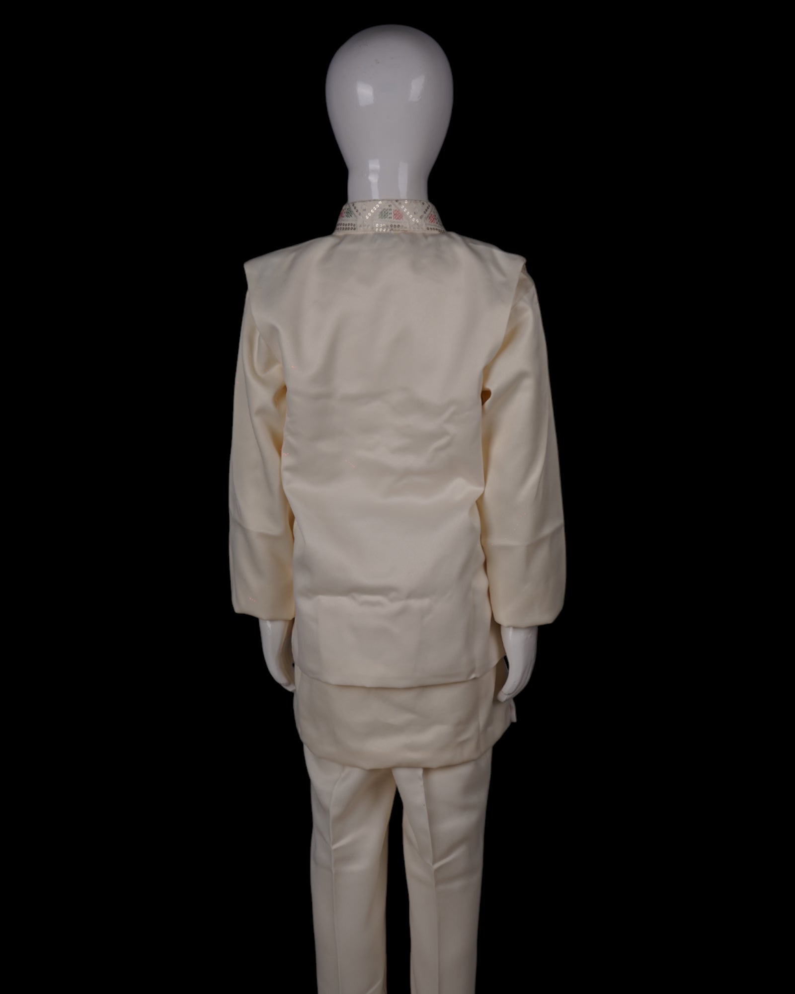Unveil charm at your engagement in our Modi Suits
