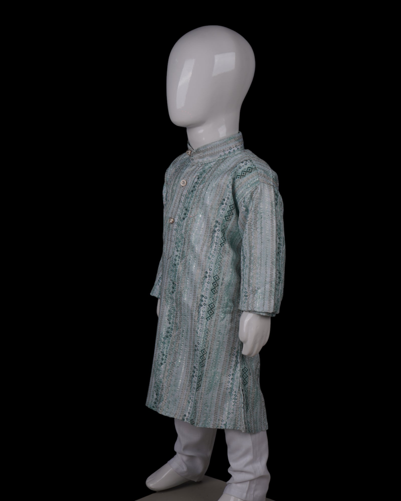 Boys Intricate Embroidered Kurta Pajama