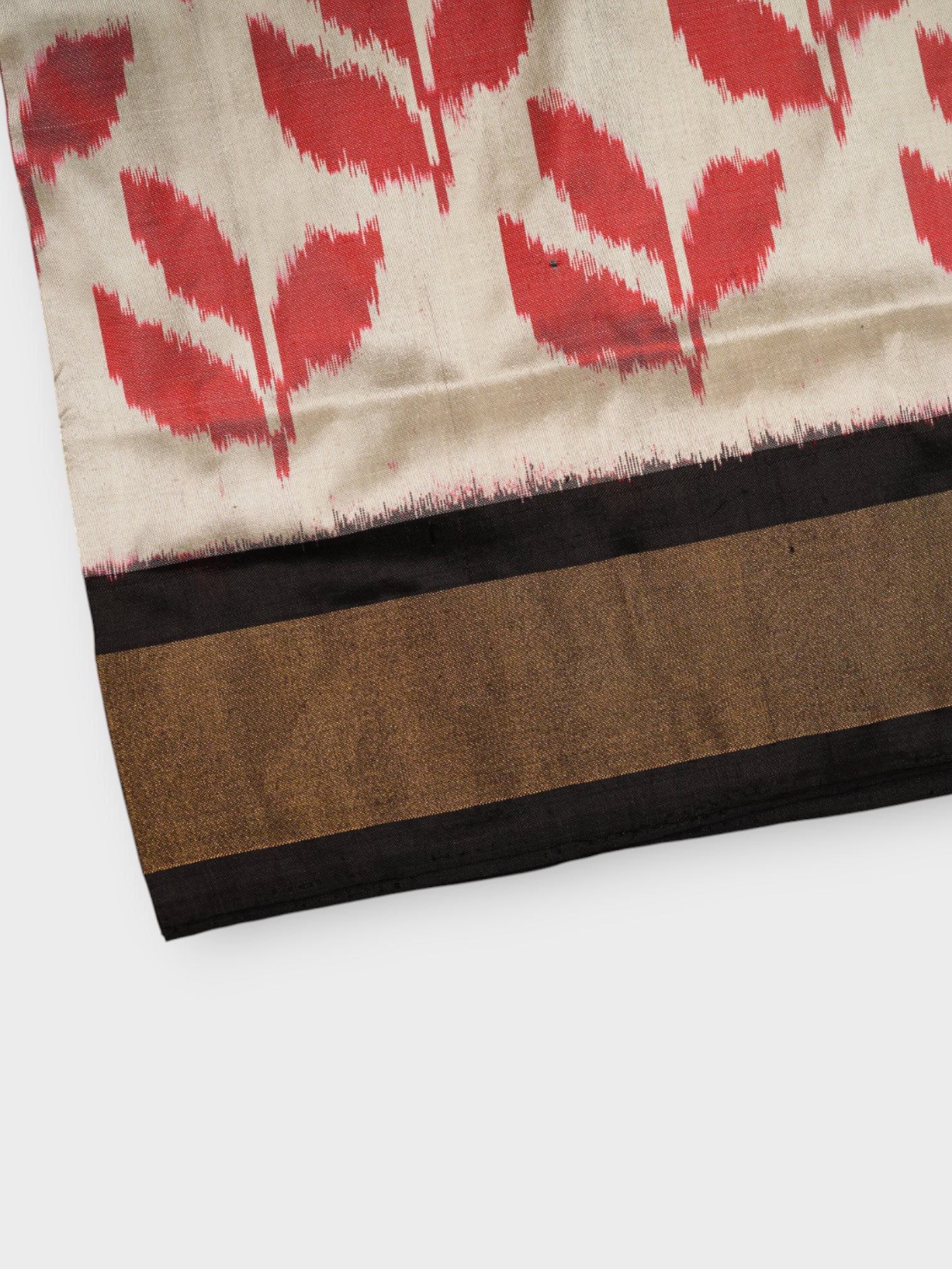 Cream Pochampally Silk Leaf Print Saree