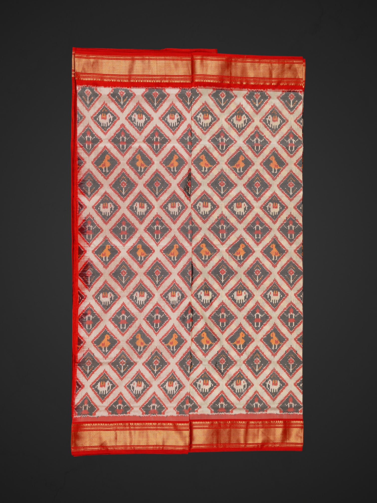 Cream Pochampally Silk Handwoven Saree