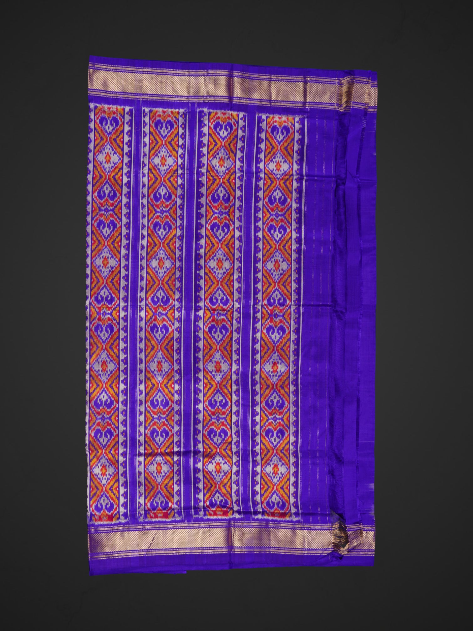 Cream Handloom Pochampally Silk Saree