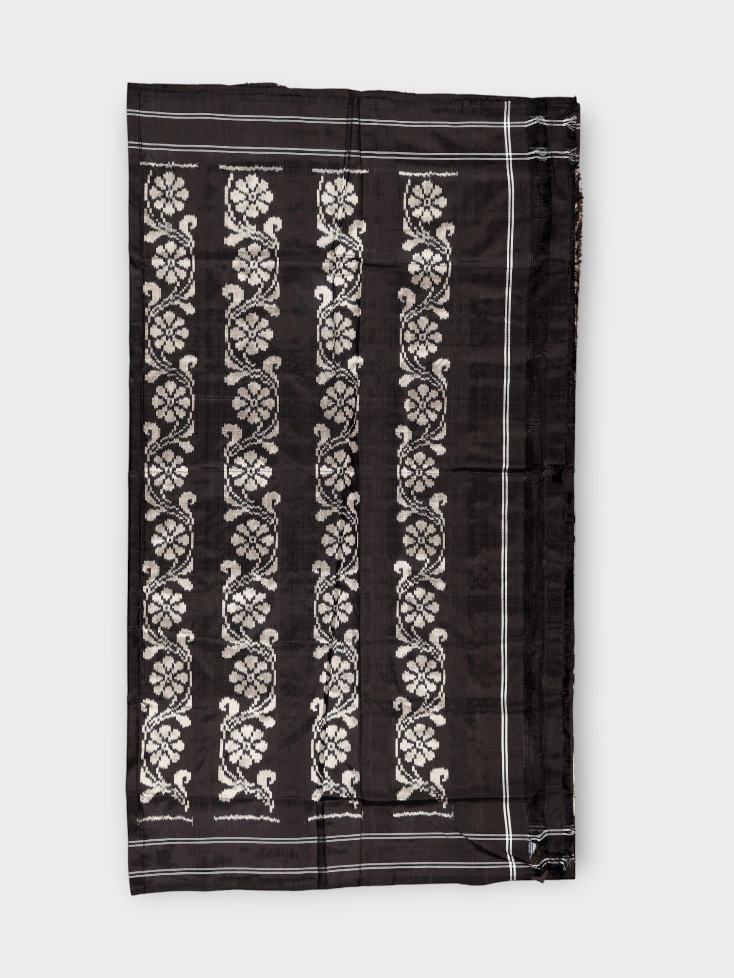 Silver Handloom Pochampally Silk Woven Saree