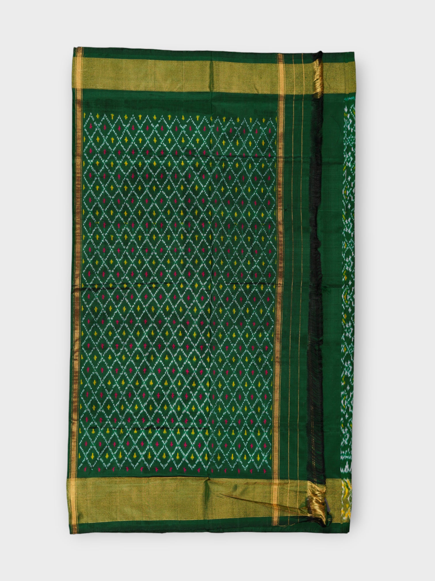 Vibrant Green Pochampally Silk Weave Saree