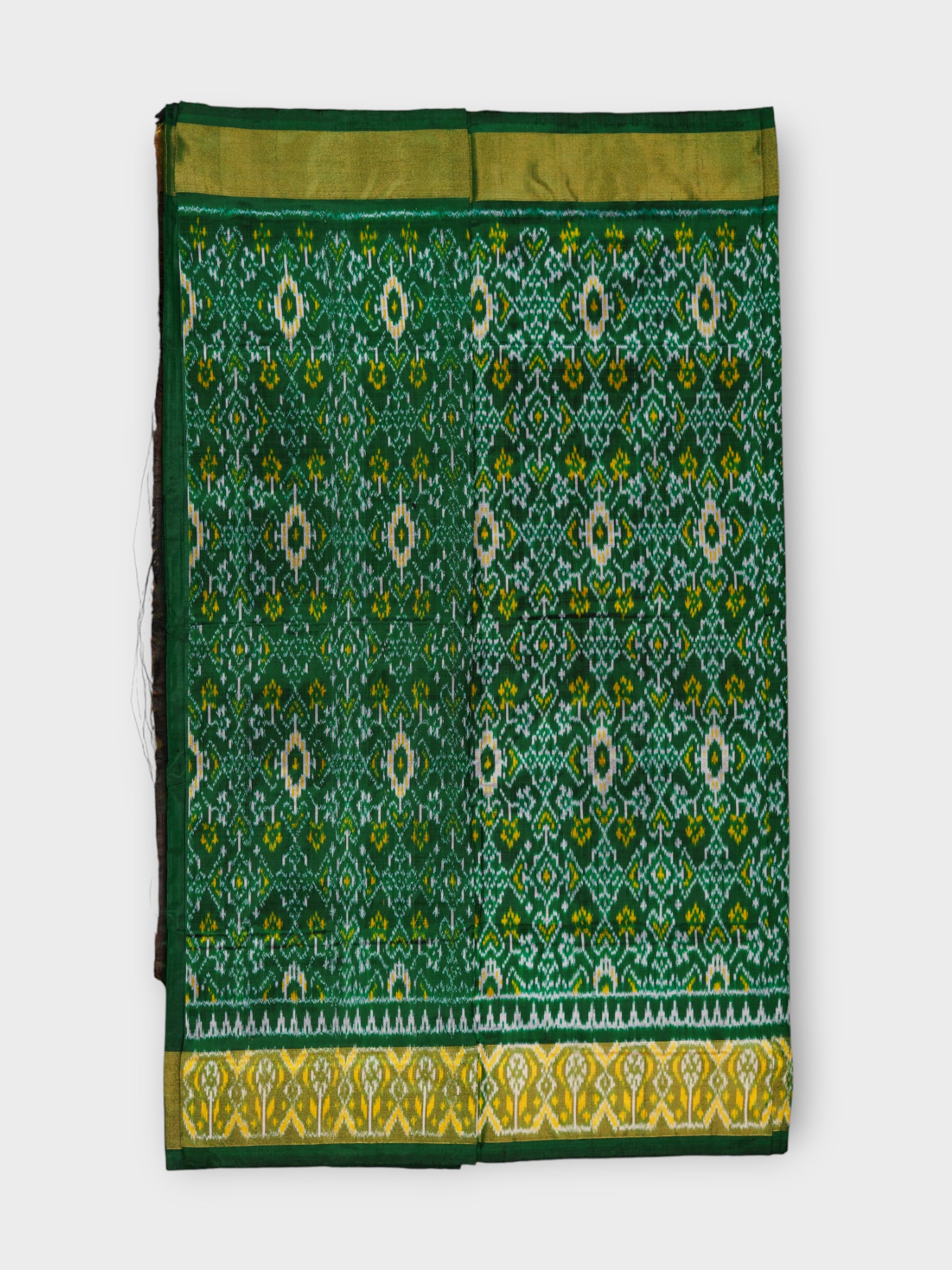 Vibrant Green Pochampally Silk Weave Saree
