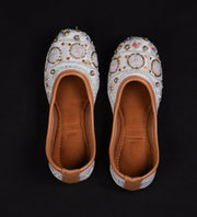 White Artisan Crafted Ethnic Jutti