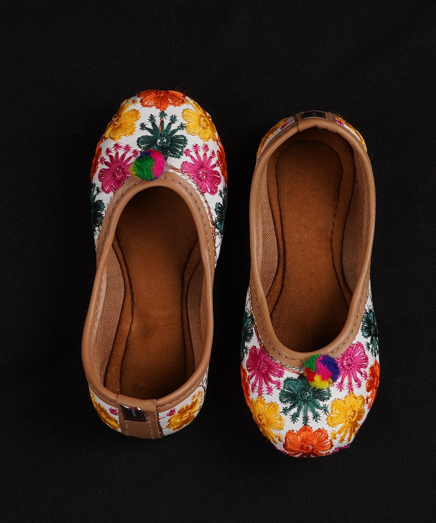 White Artisan Crafted Handcrafted Jutti