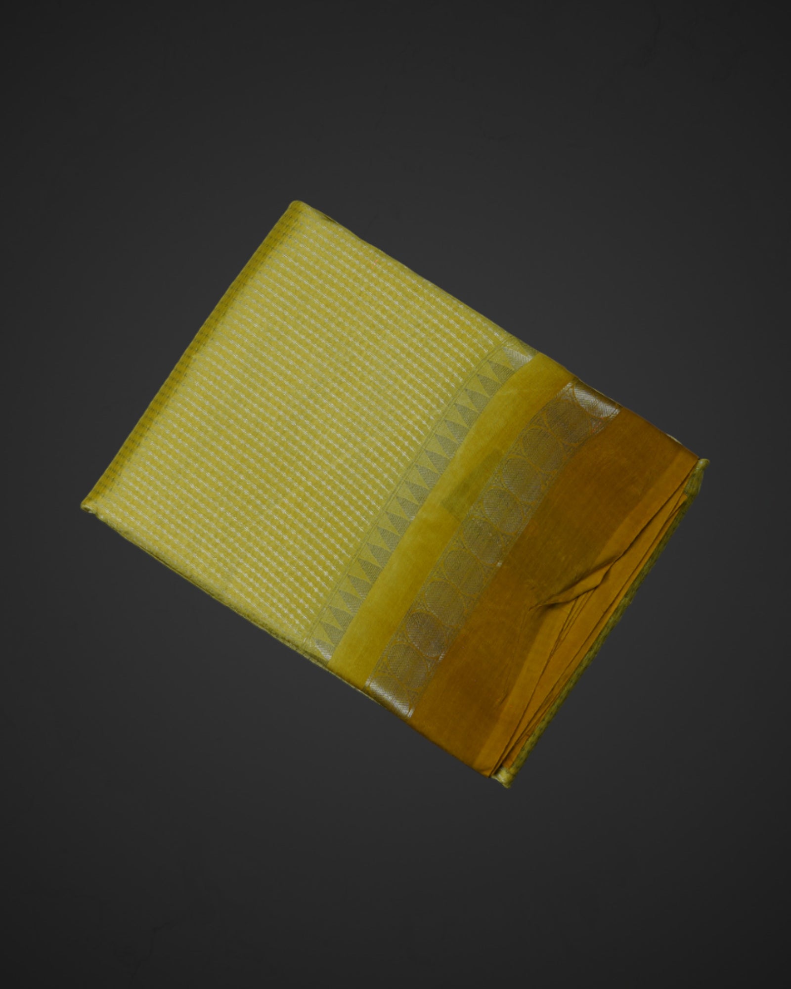 Lemon Yellow Mangalgiri Silk Saree With Silver Zari