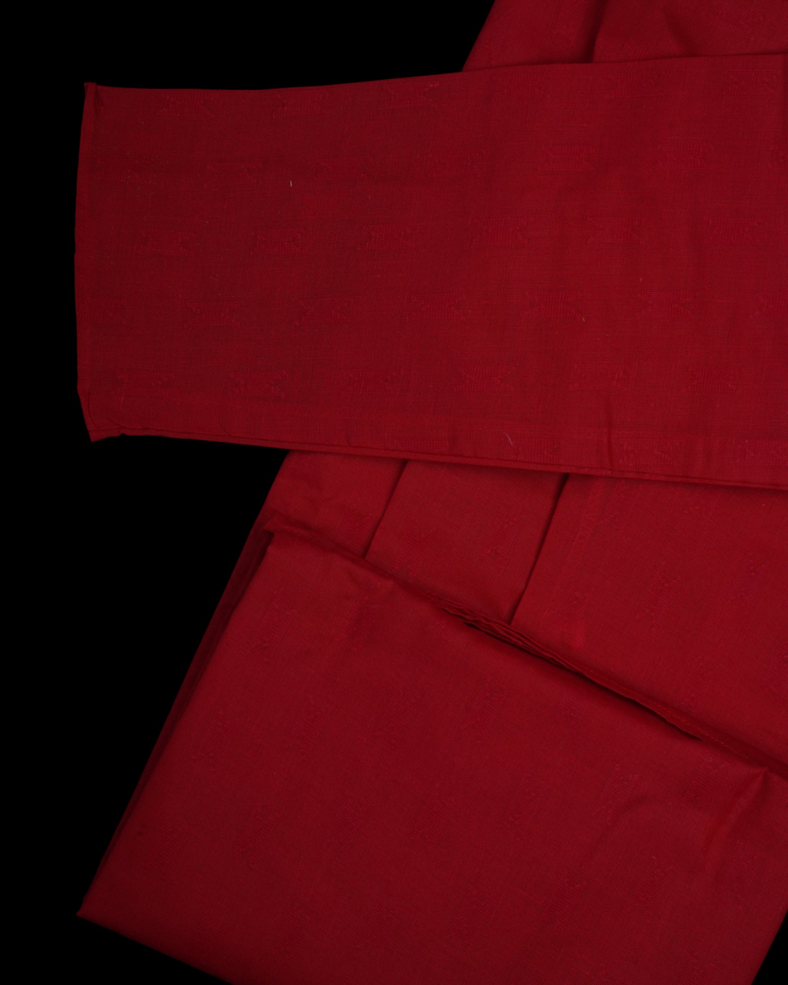 Cotton Thread Embroidered Men Kurta Pajama Set
