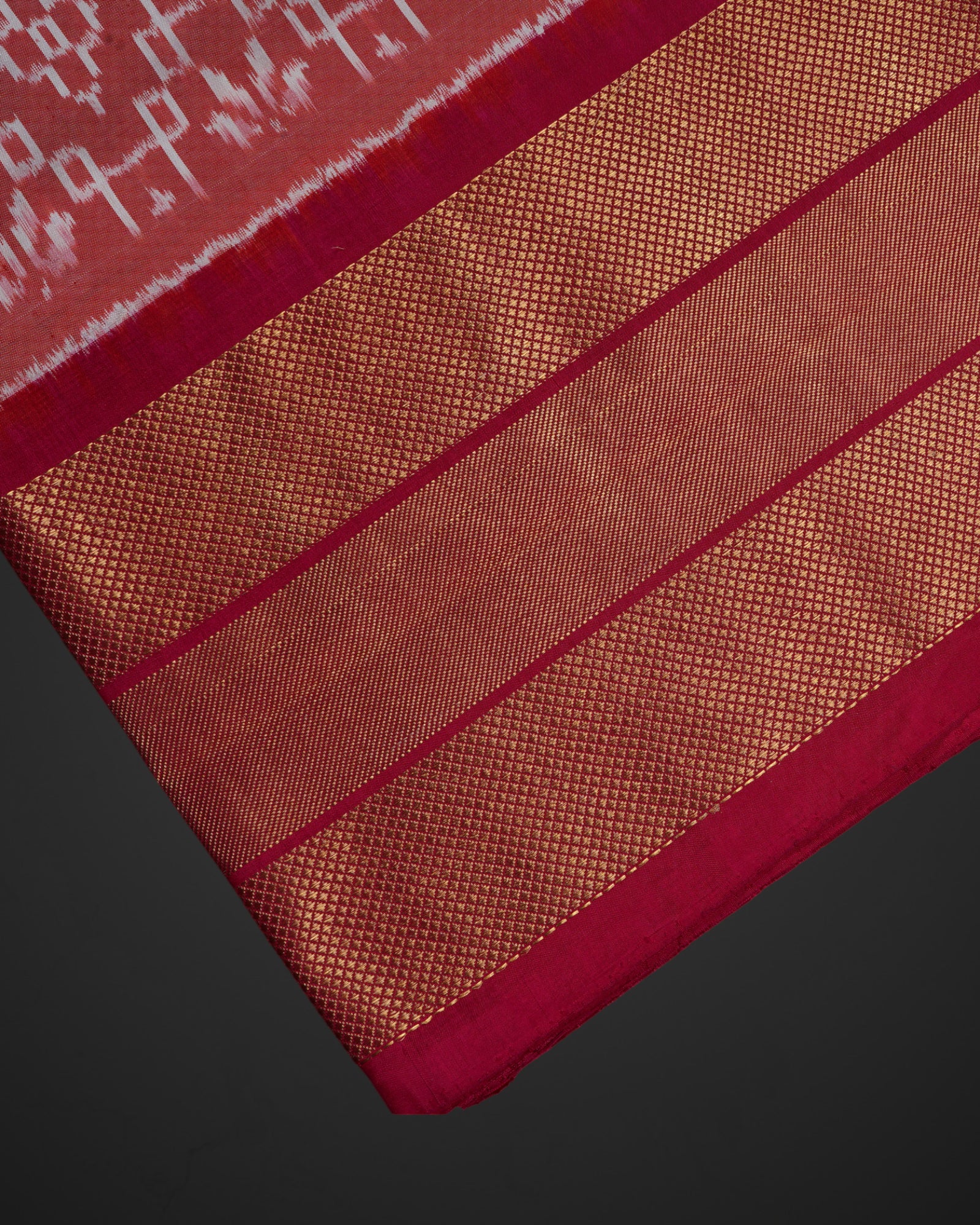 Red Pochampally Silk Ikkat Woven Saree