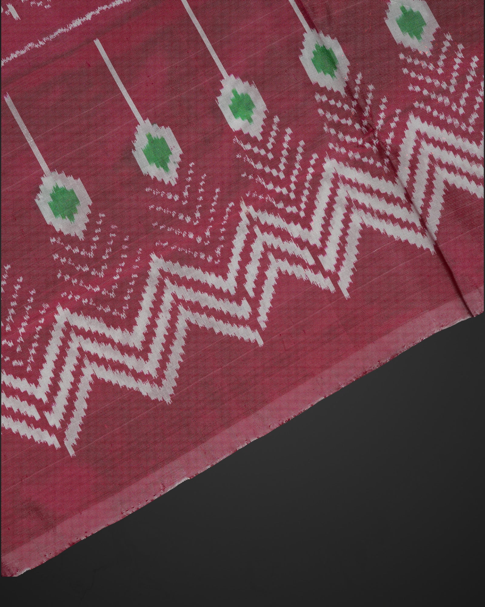 Soft Pink Pochampally Silk Geometric Saree