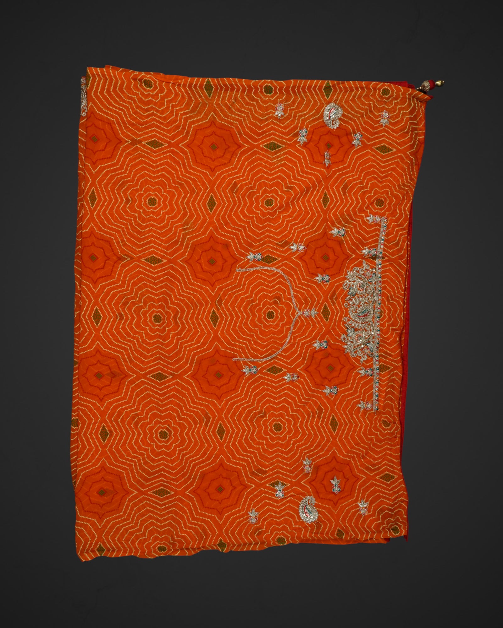 Geometric Bandhani Saree With Gold Accents