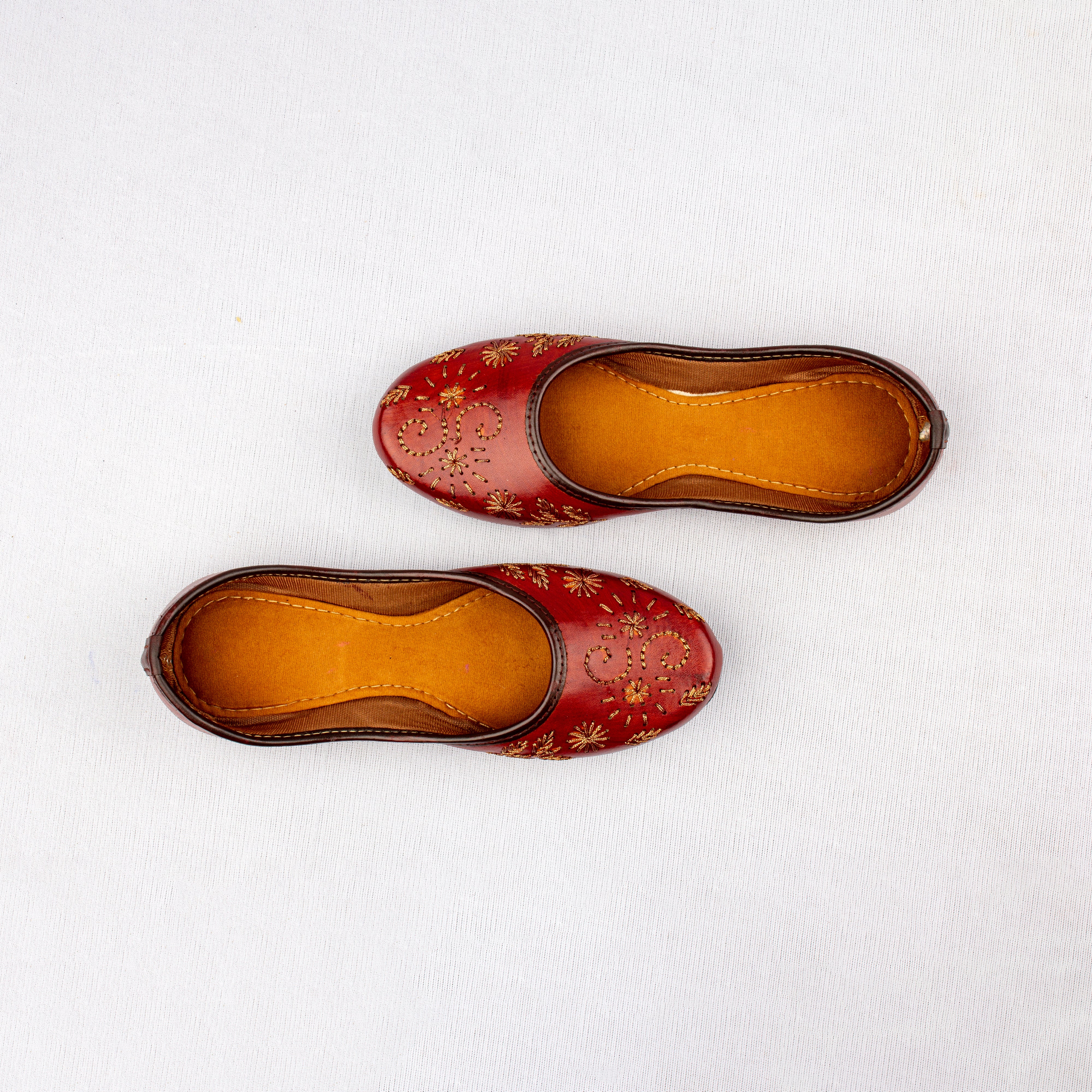 Two Tone Brown Traditional Jutti